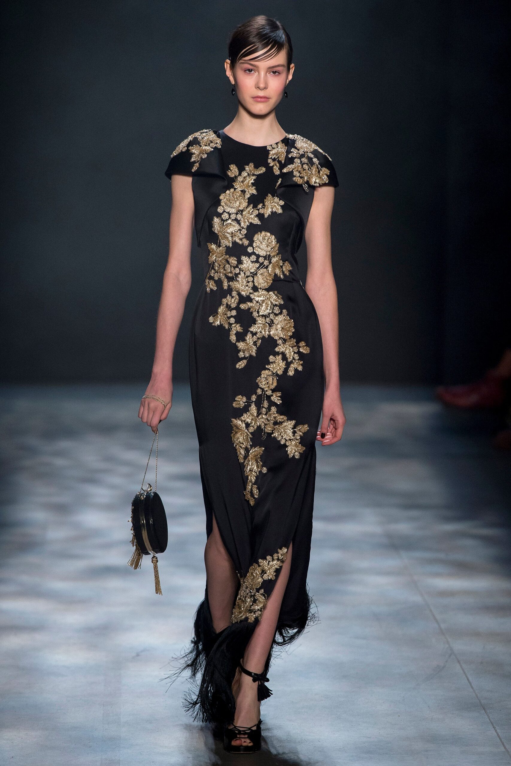 Marchesa F/W 17 Look 11