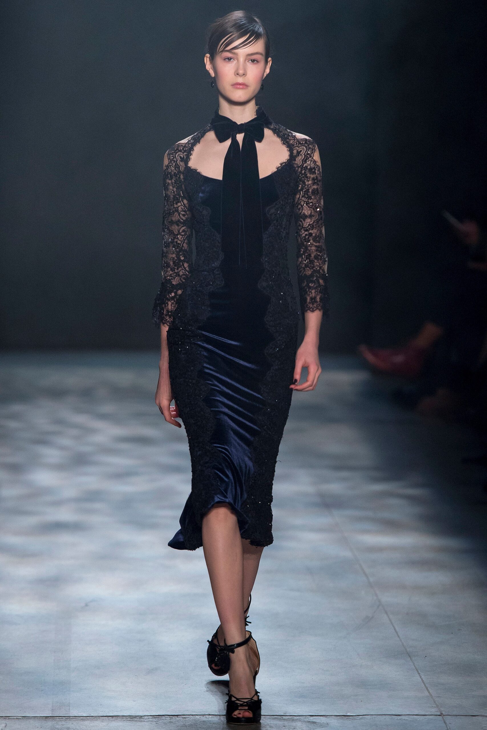Marchesa F/W 17 Look 18