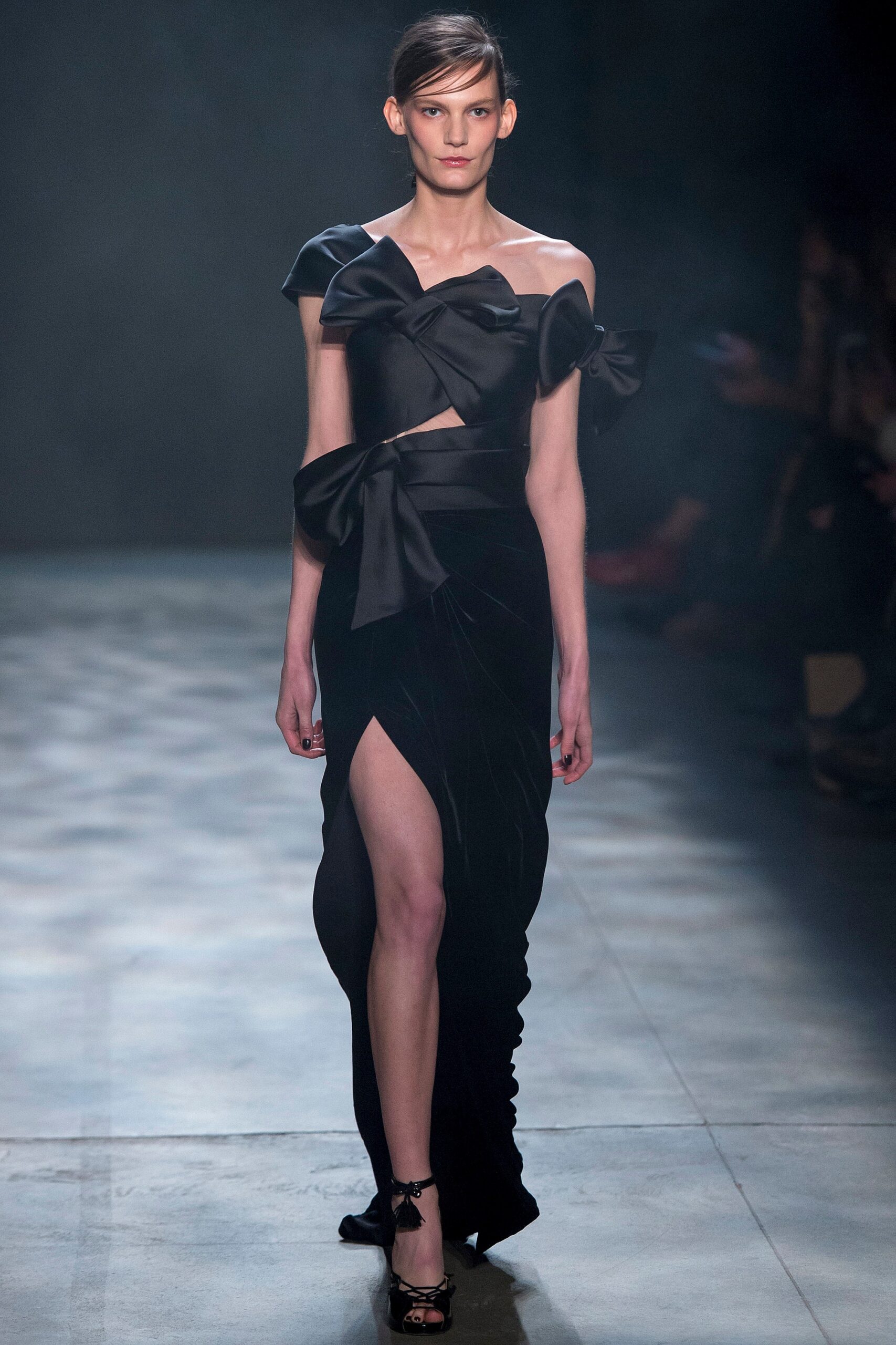 Marchesa F/W 17 Look 19
