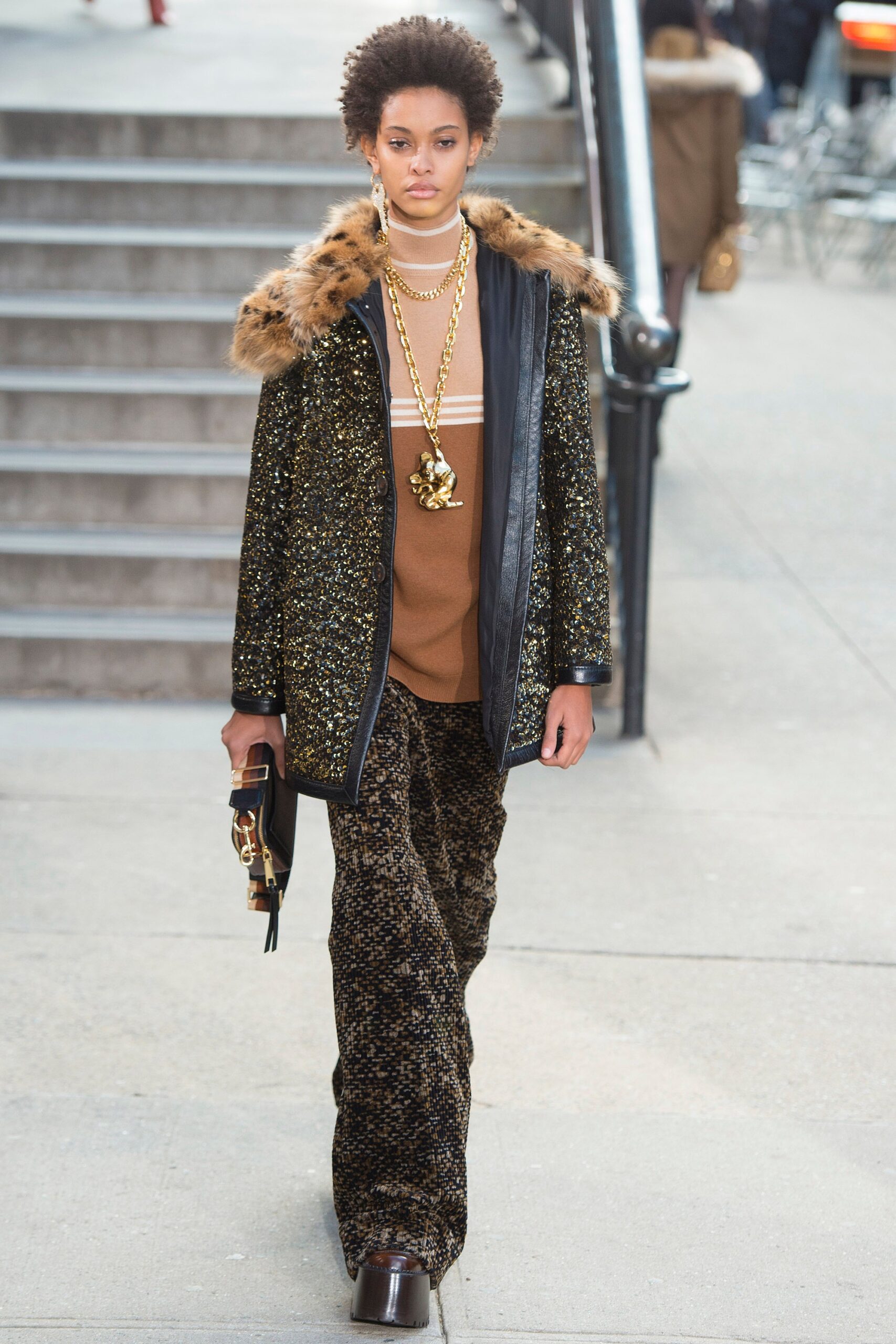 Marc Jacobs F/W 17 Look 13