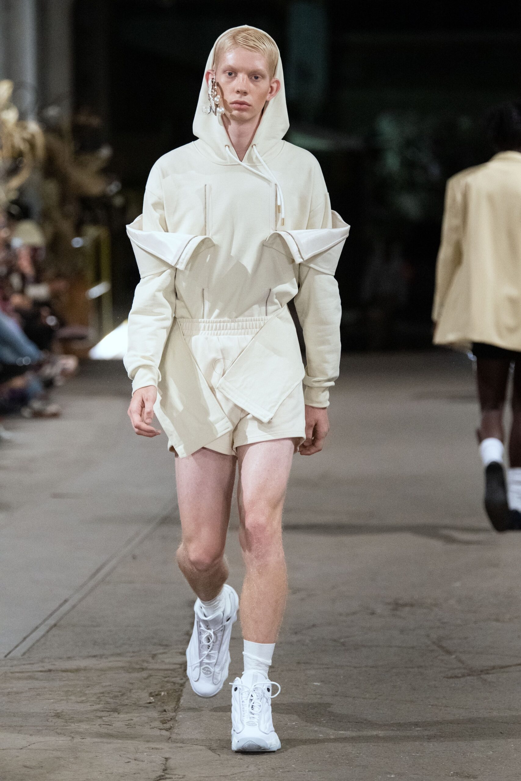 Luar S/S 22 Look 11