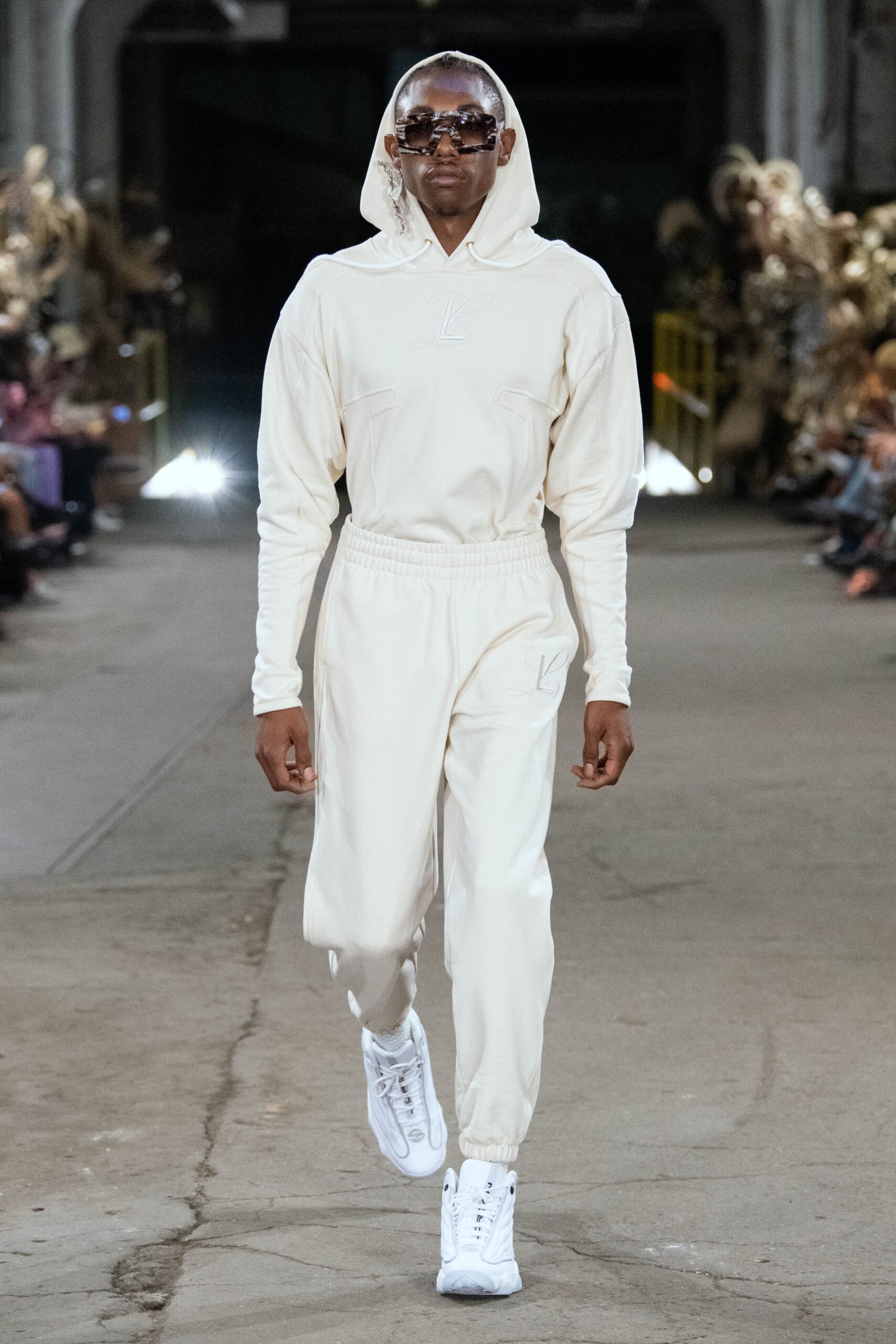 Luar S/S 22 Look 19