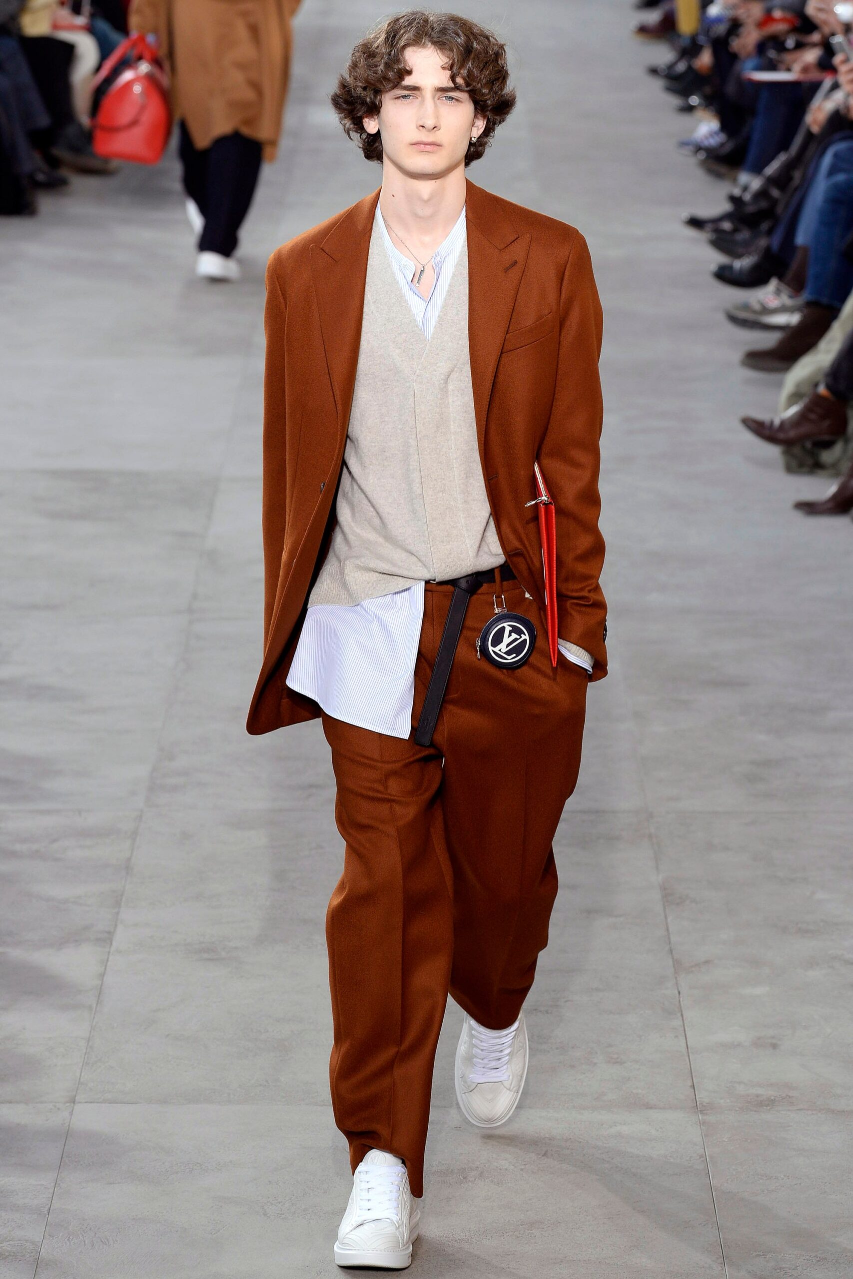 Louis Vuitton F/W 17 Menswear Look 2