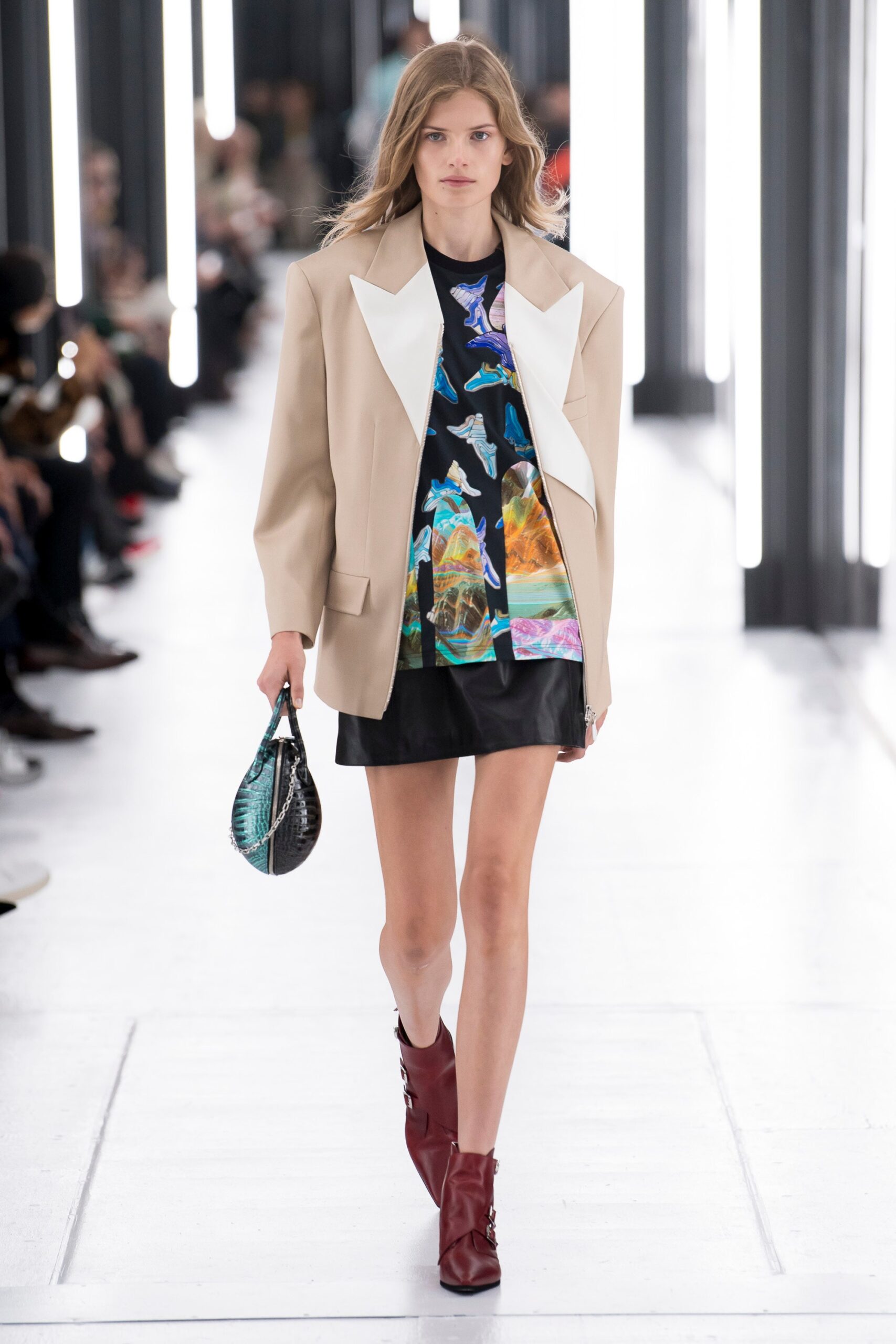 Louis Vuitton S/S 19 Look 4