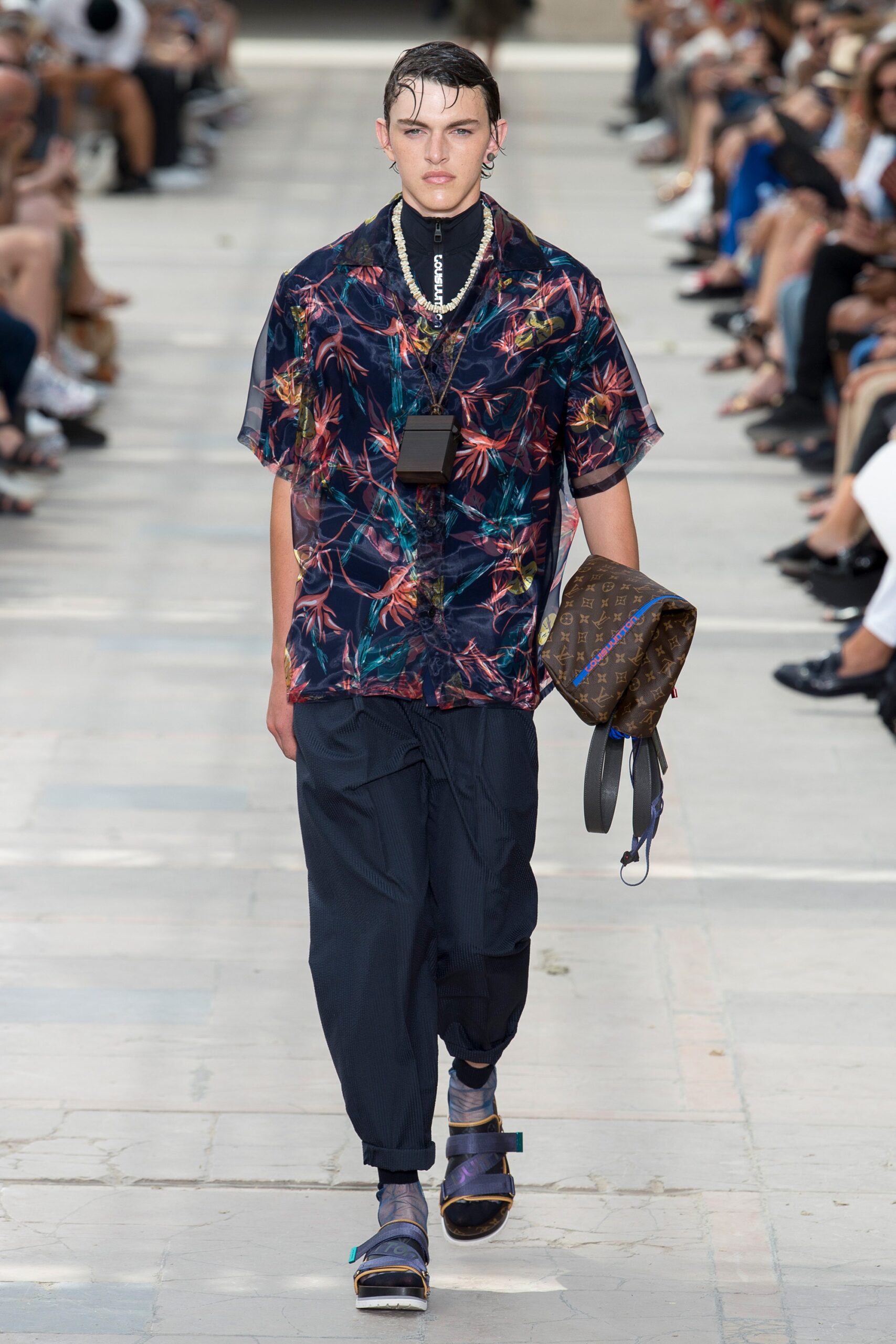 Louis Vuitton S/S 18 Menswear Look 8
