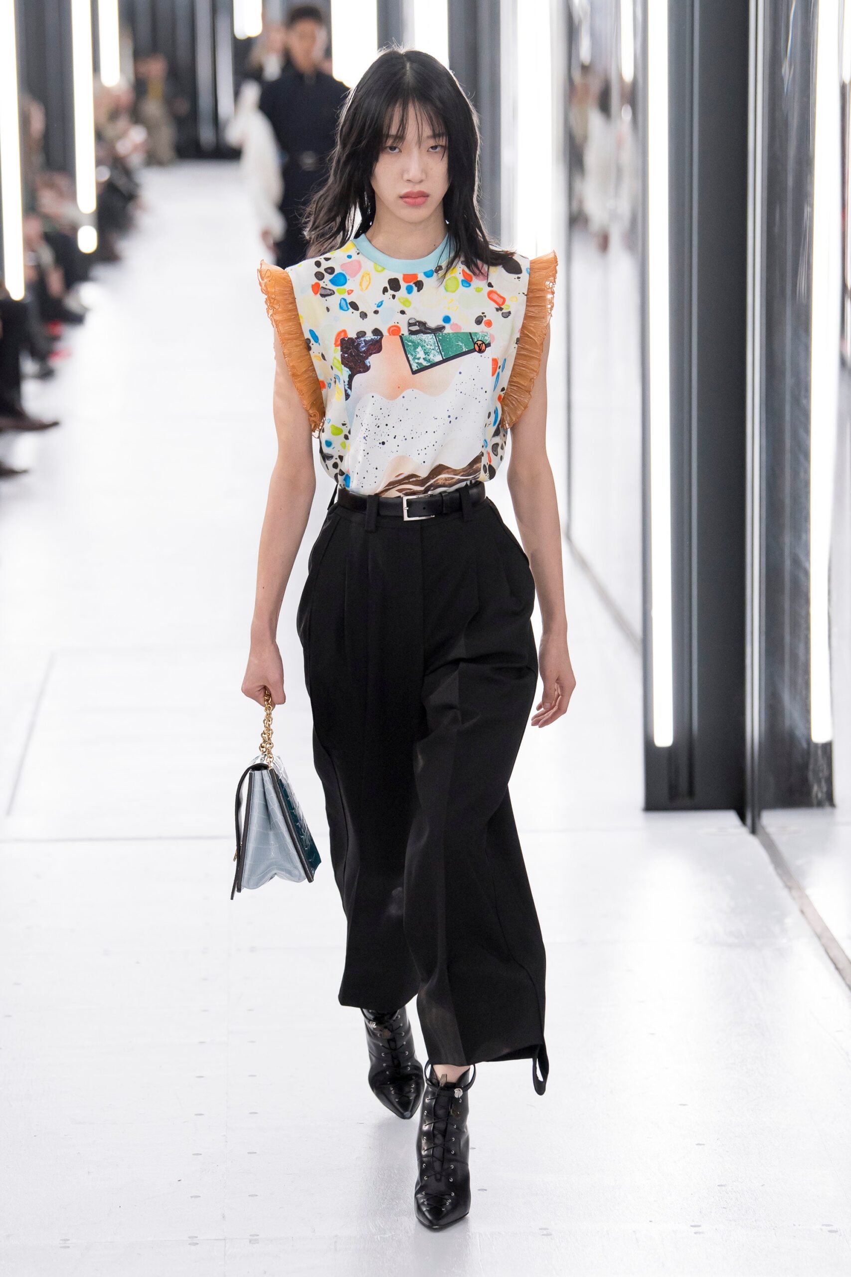 Louis Vuitton S/S 19 Look 15