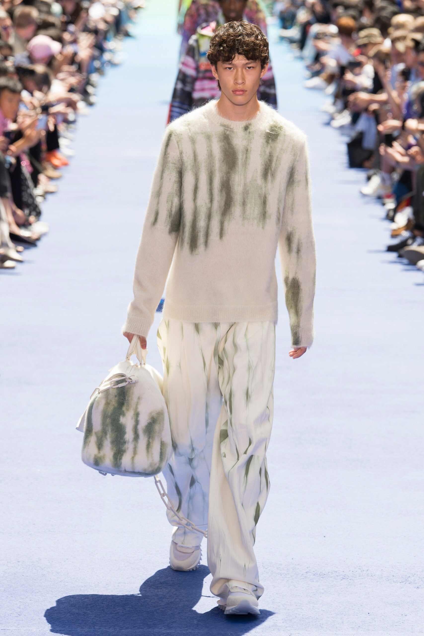 Louis Vuitton S/S 19 Menswear Look 26