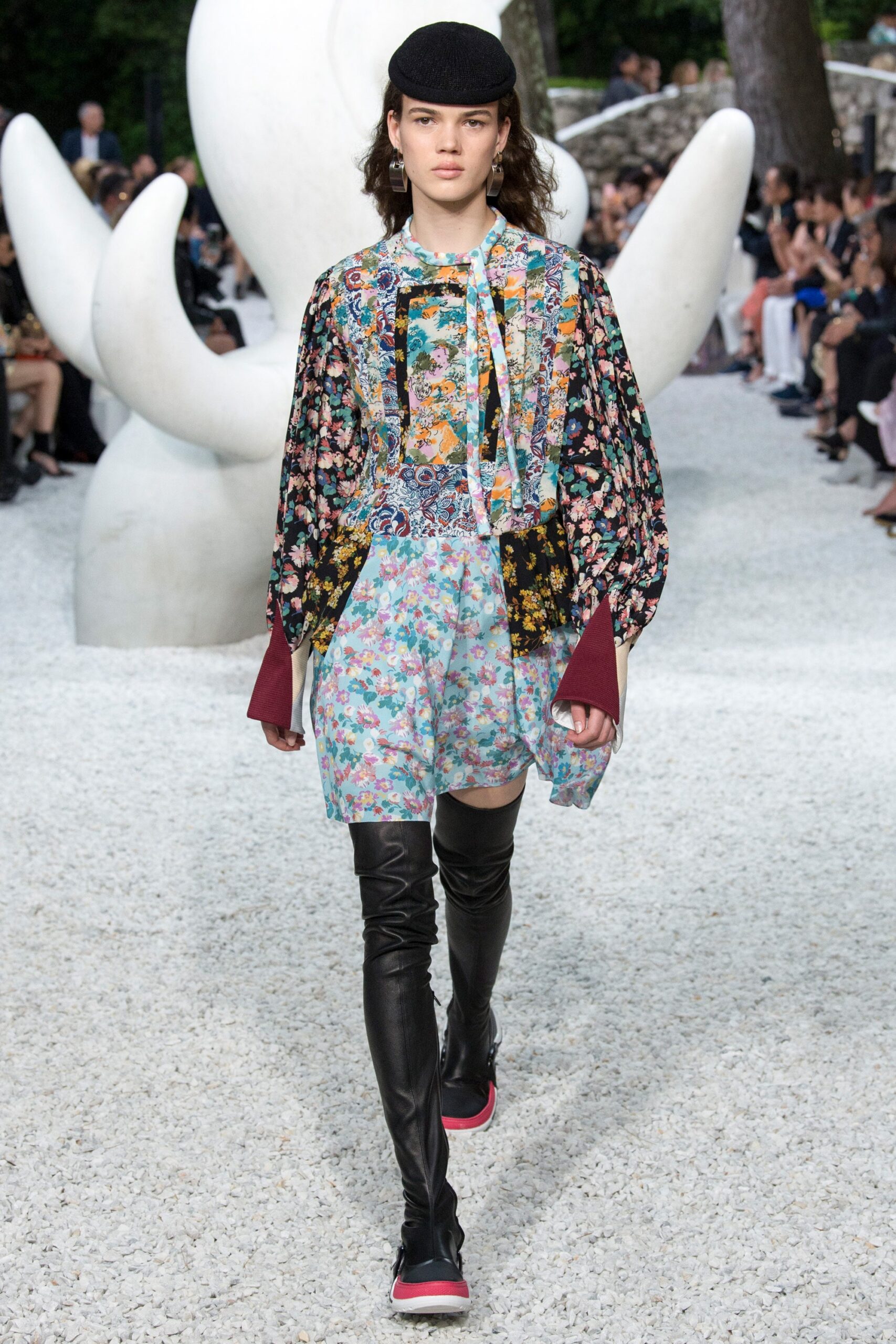 Louis Vuitton Resort 19 Look 18