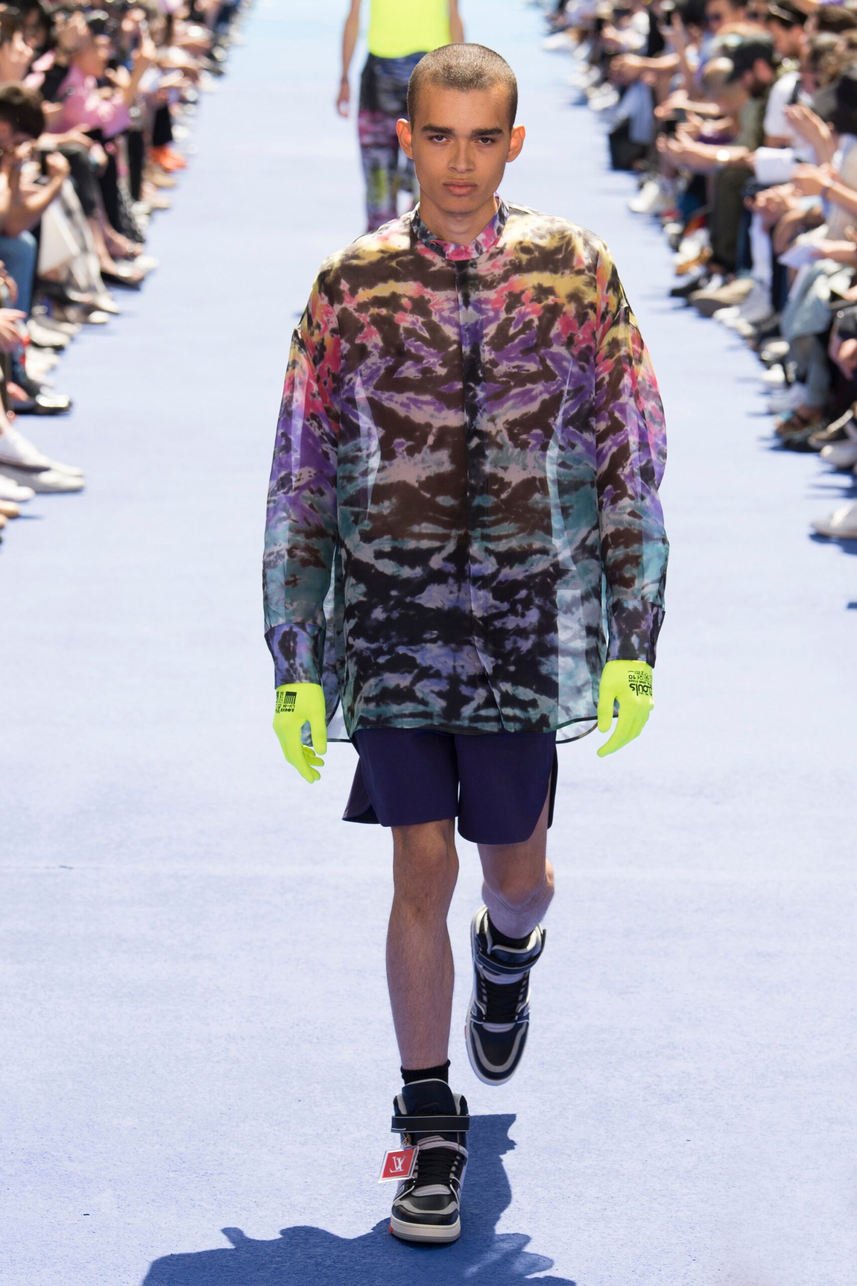 Louis Vuitton S/S 19 Menswear Look 28