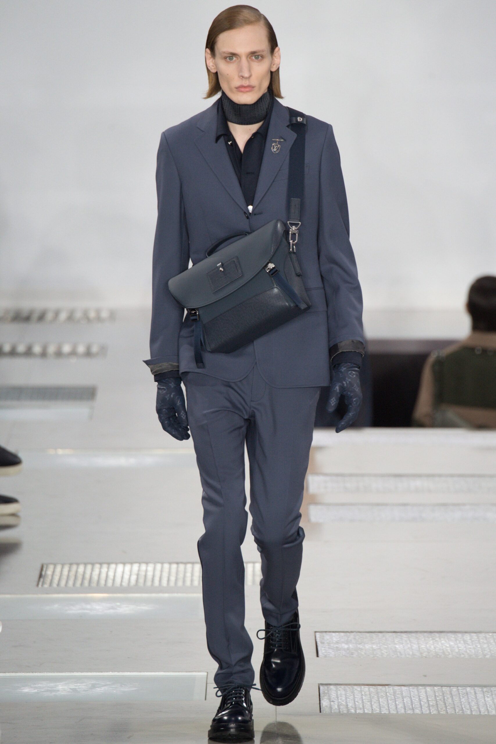 Louis Vuitton F/W 16 Menswear Look 10