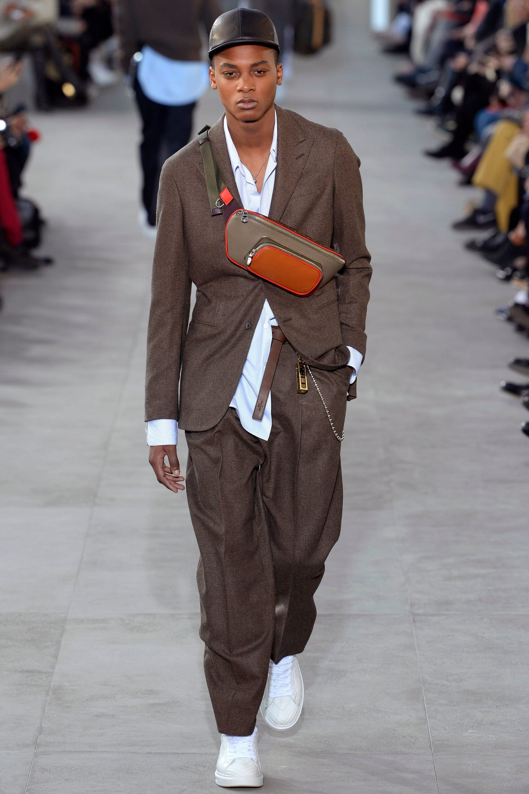 Louis Vuitton F/W 17 Menswear Look 8