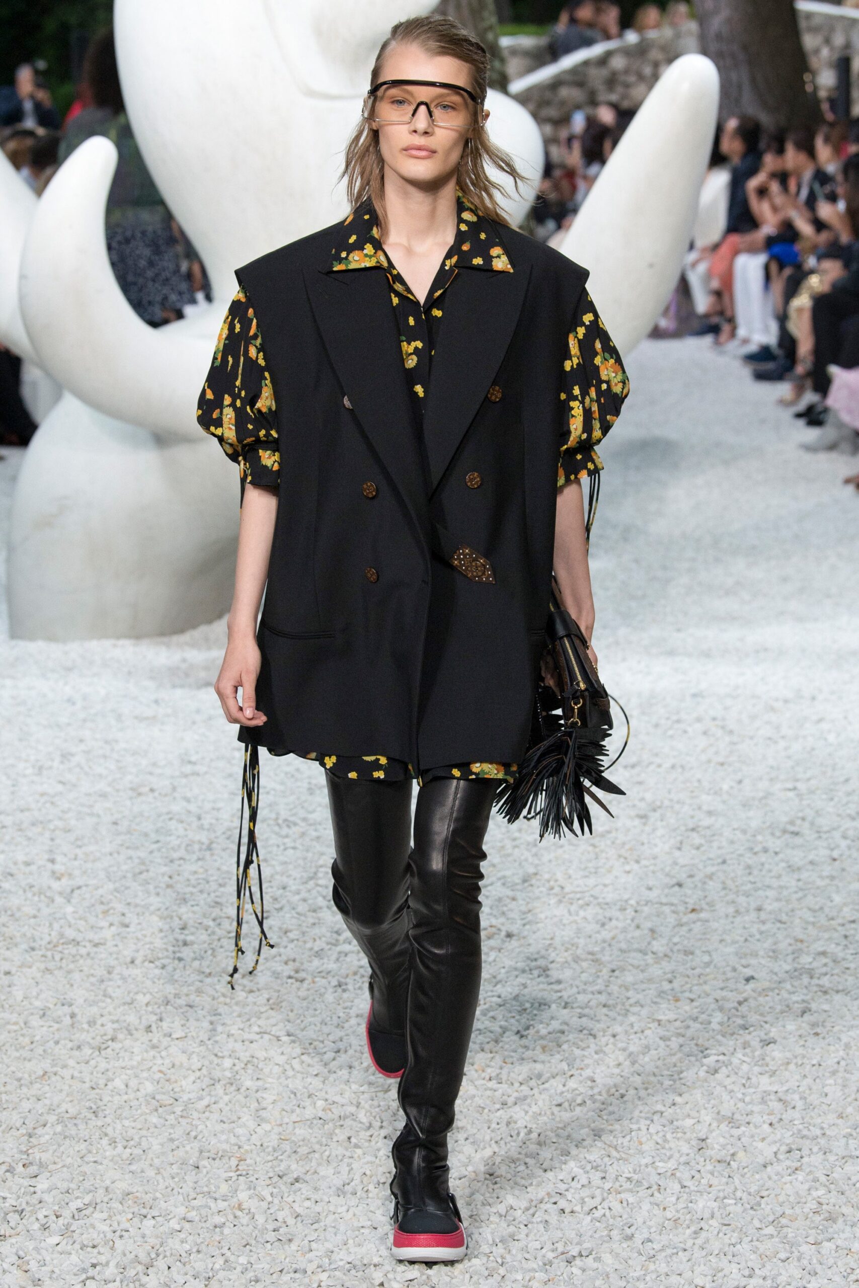 Louis Vuitton Resort 19 Look 22