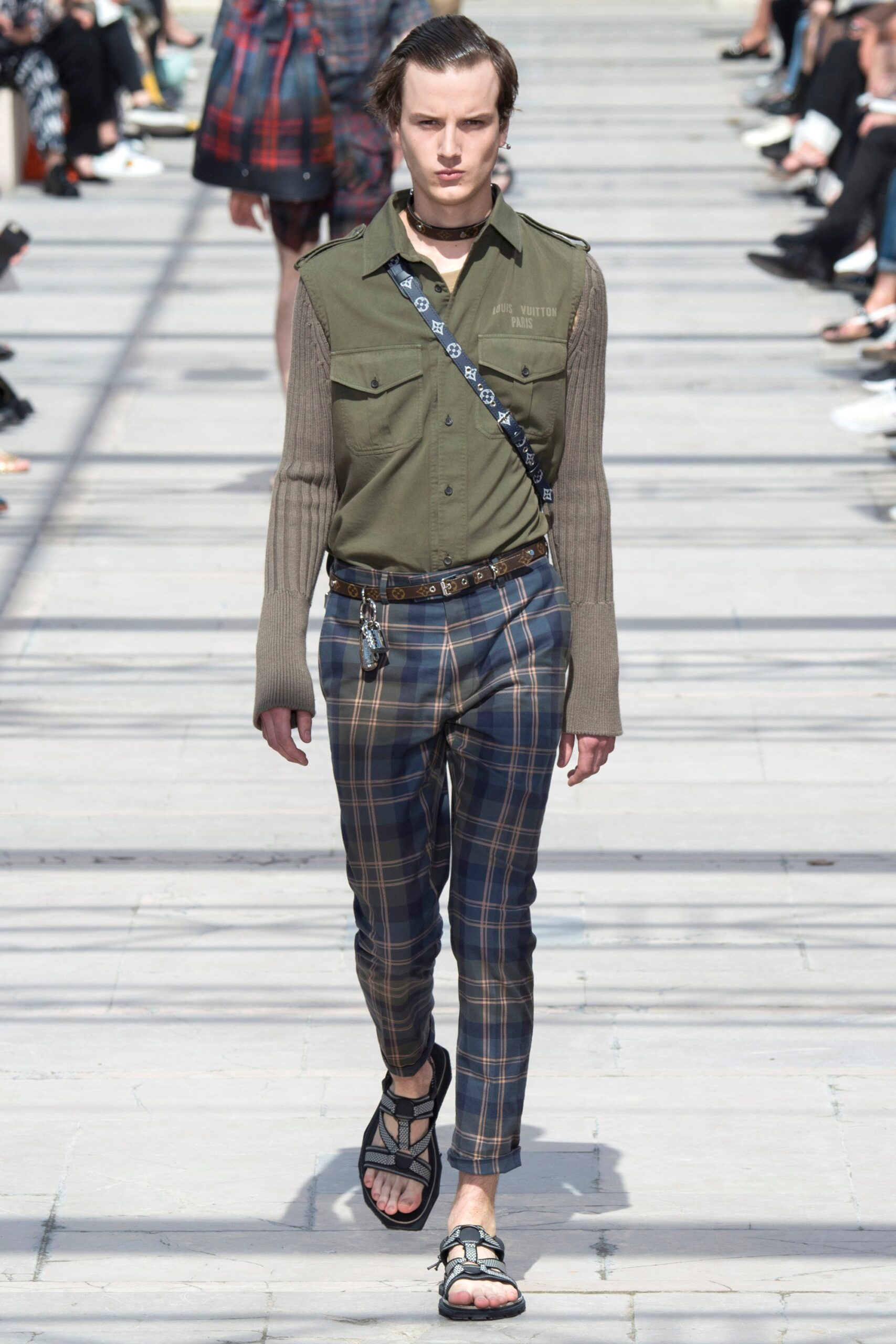 Louis Vuitton S/S 17 Menswear Look 13