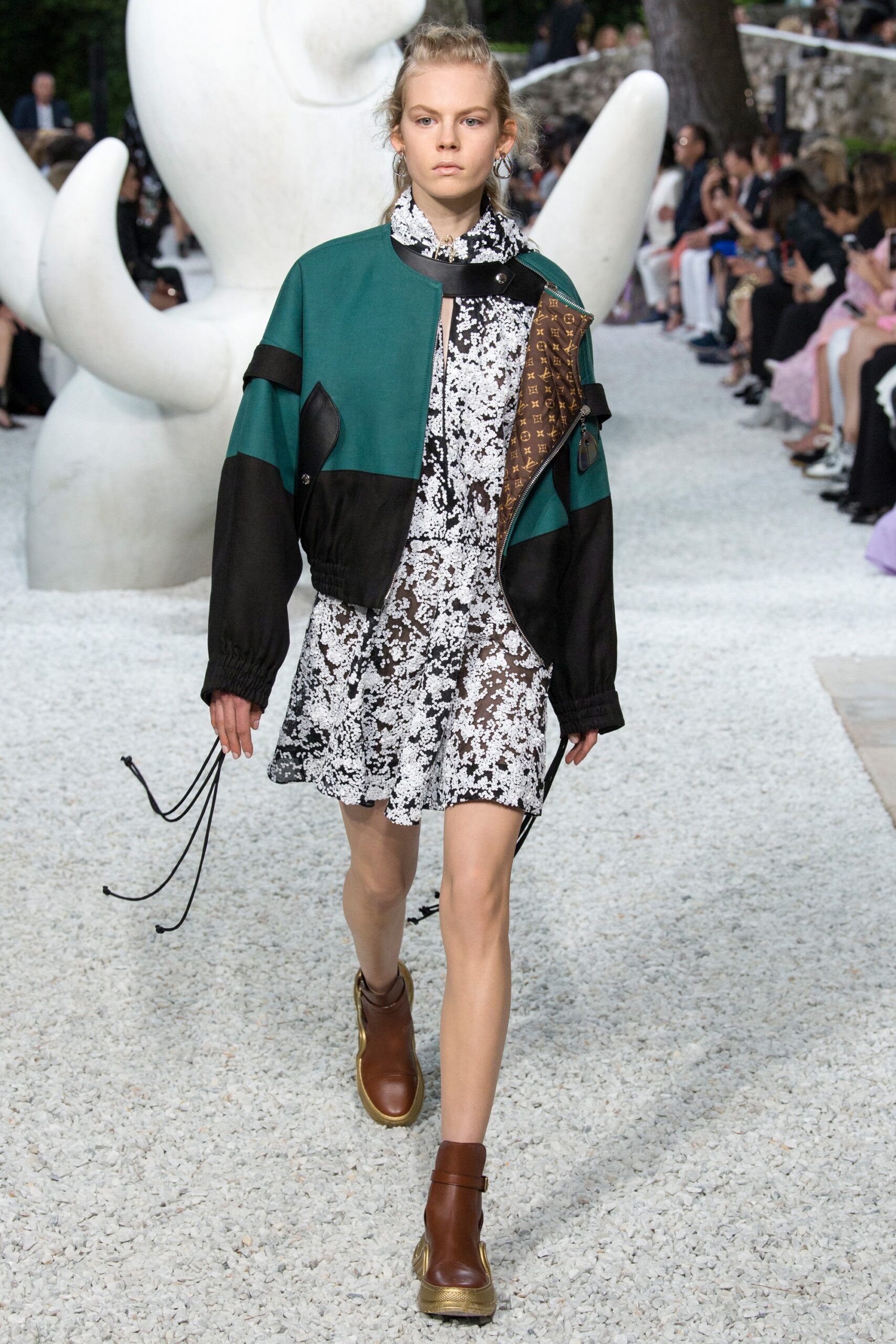 Louis Vuitton Resort 19 Look 24