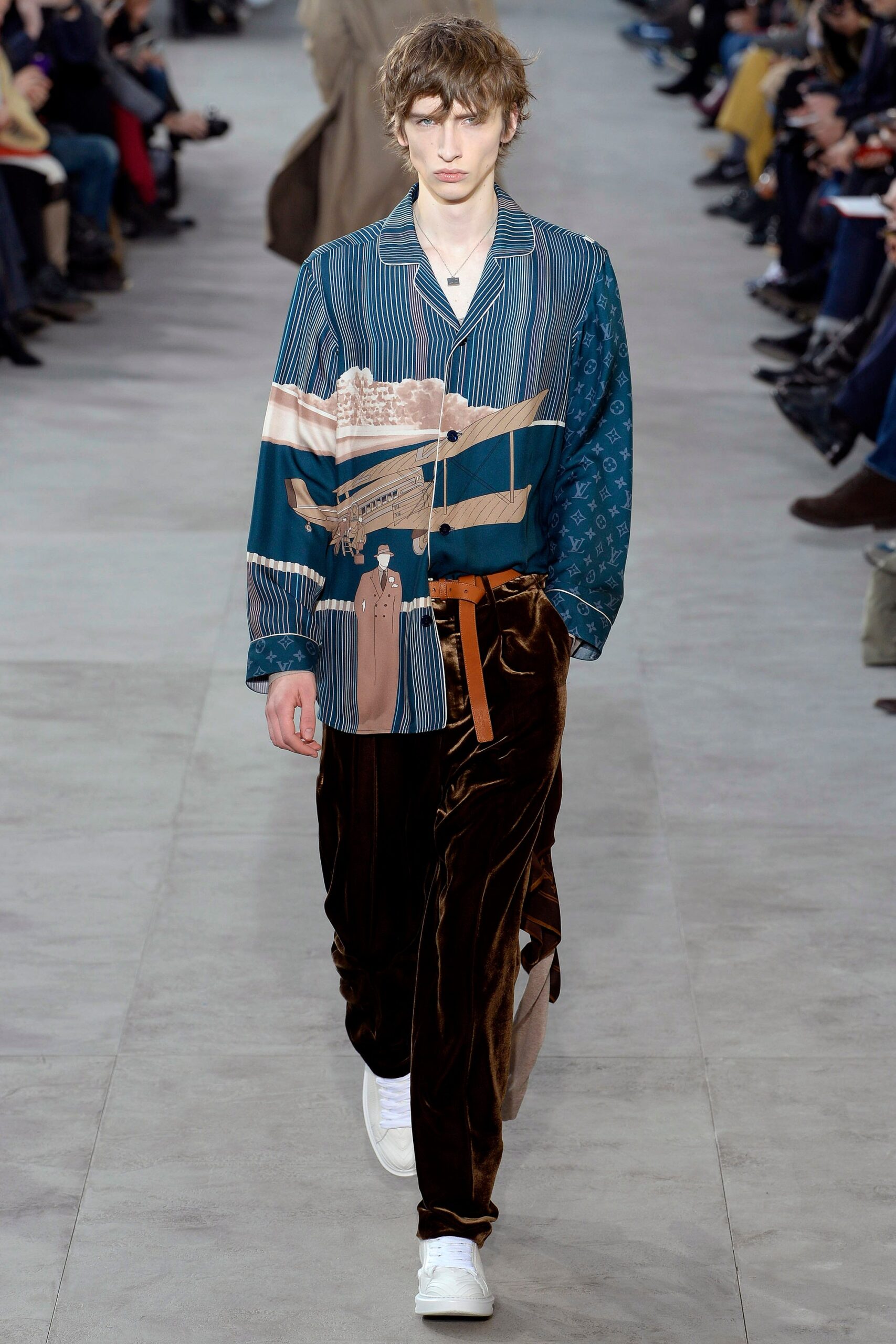 Louis Vuitton F/W 17 Menswear Look 11