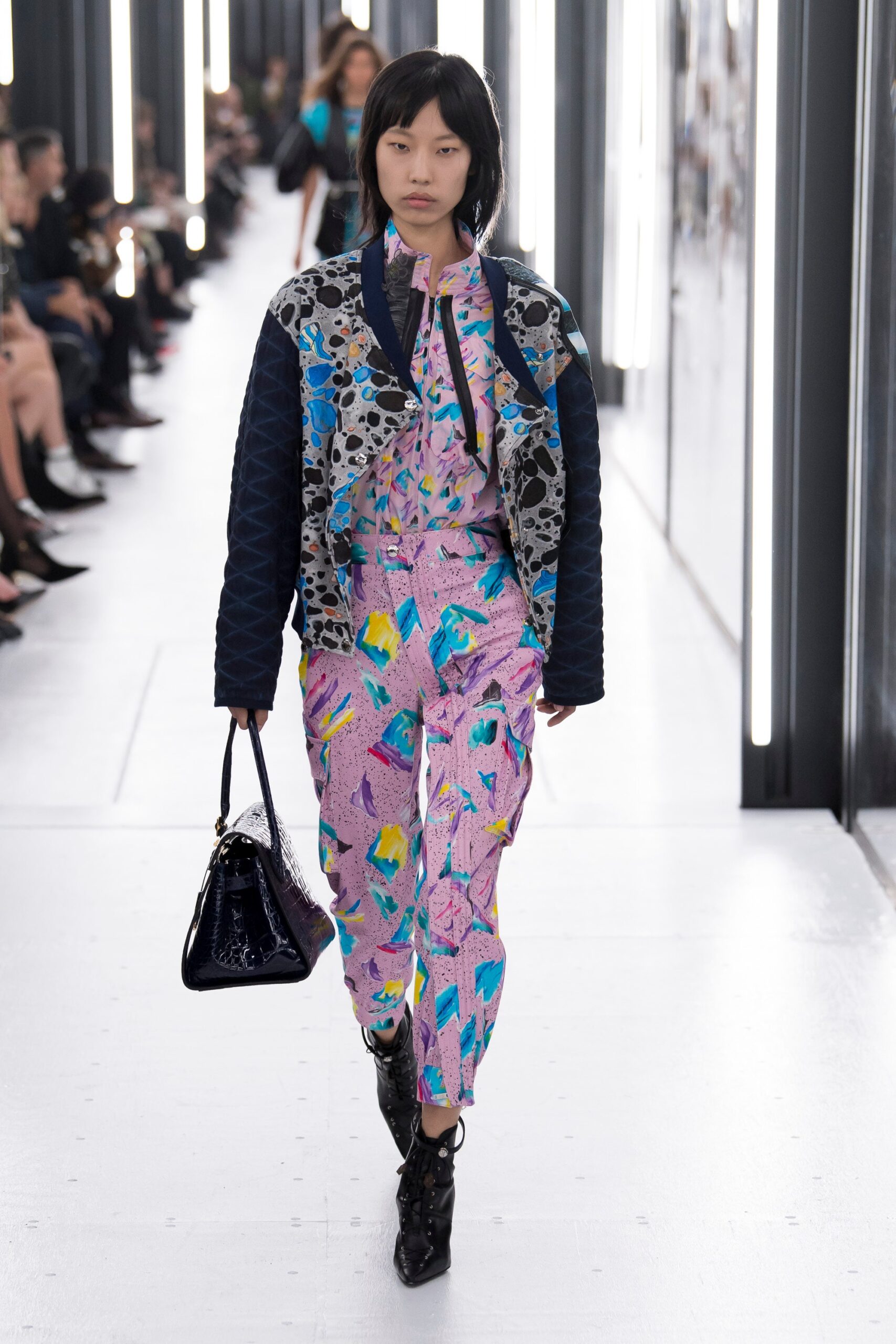 Louis Vuitton S/S 19 Look 25