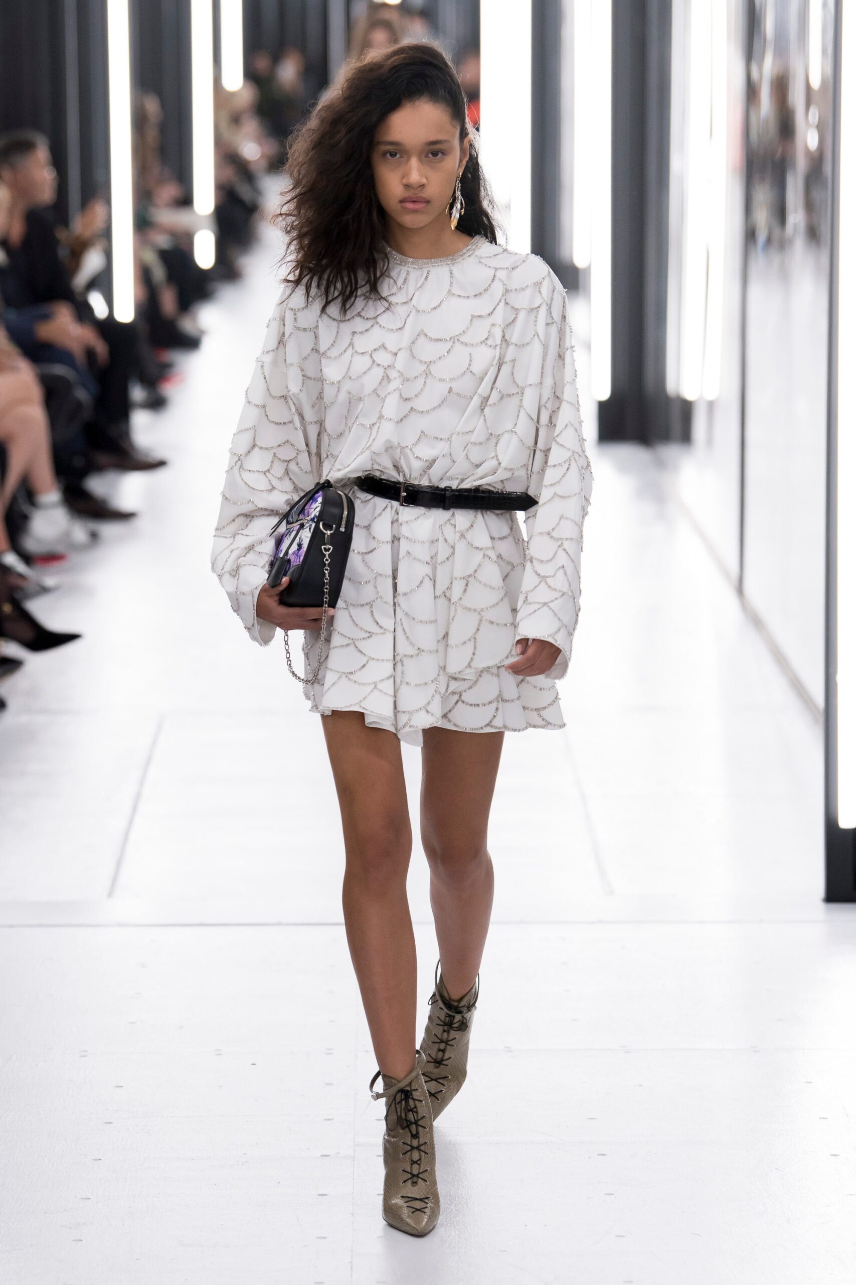 Louis Vuitton S/S 19 Look 27