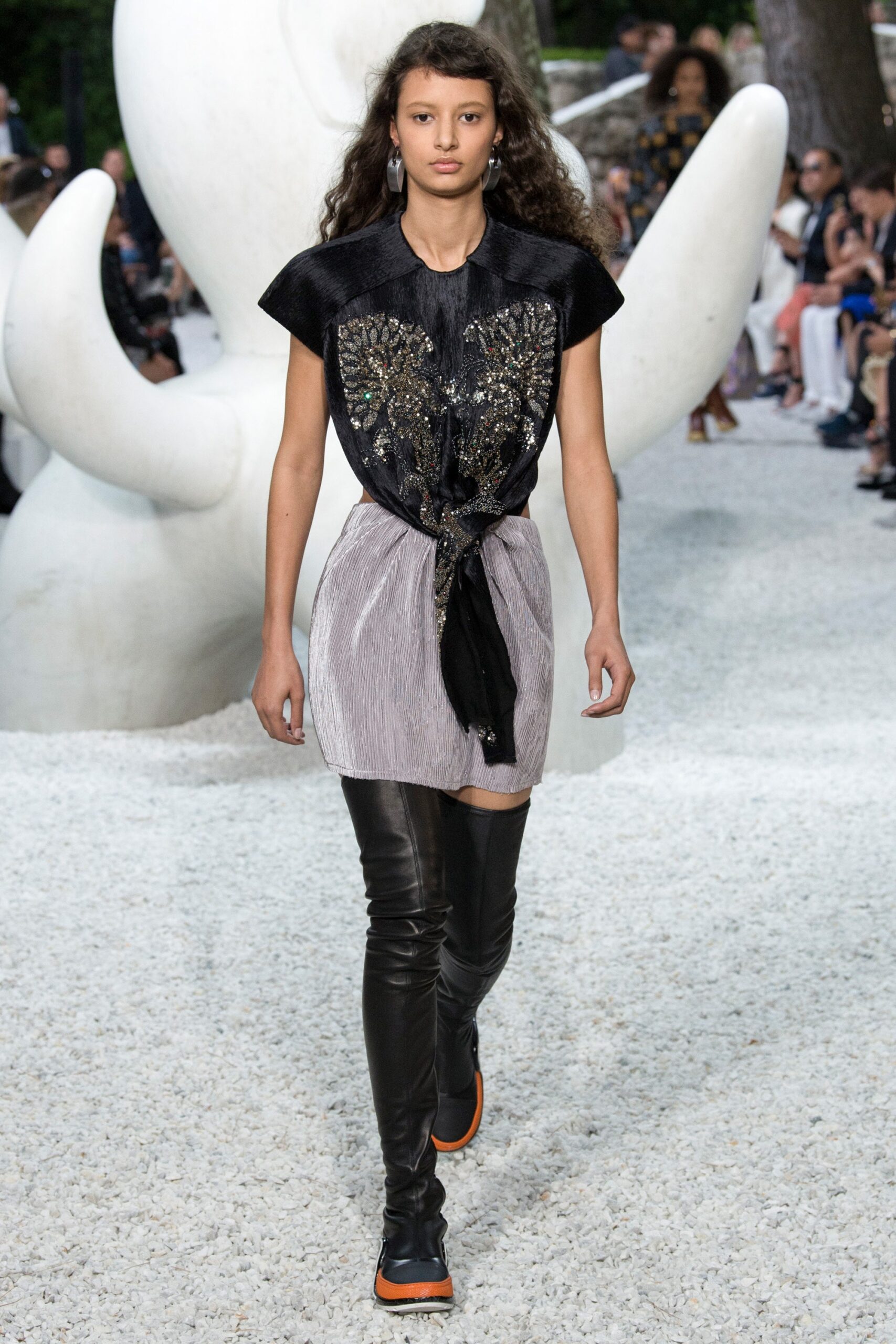 Louis Vuitton Resort 19 Look 31