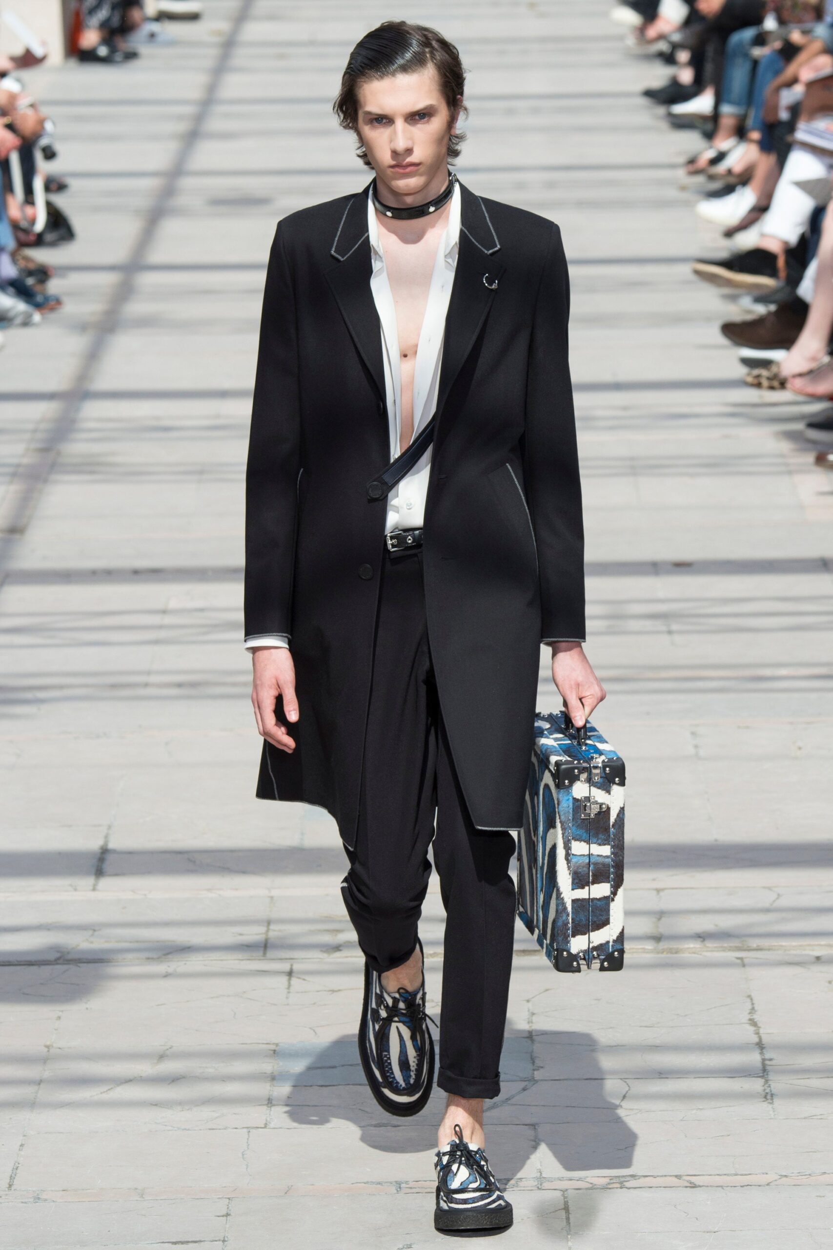 Louis Vuitton S/S 17 Menswear Look 29