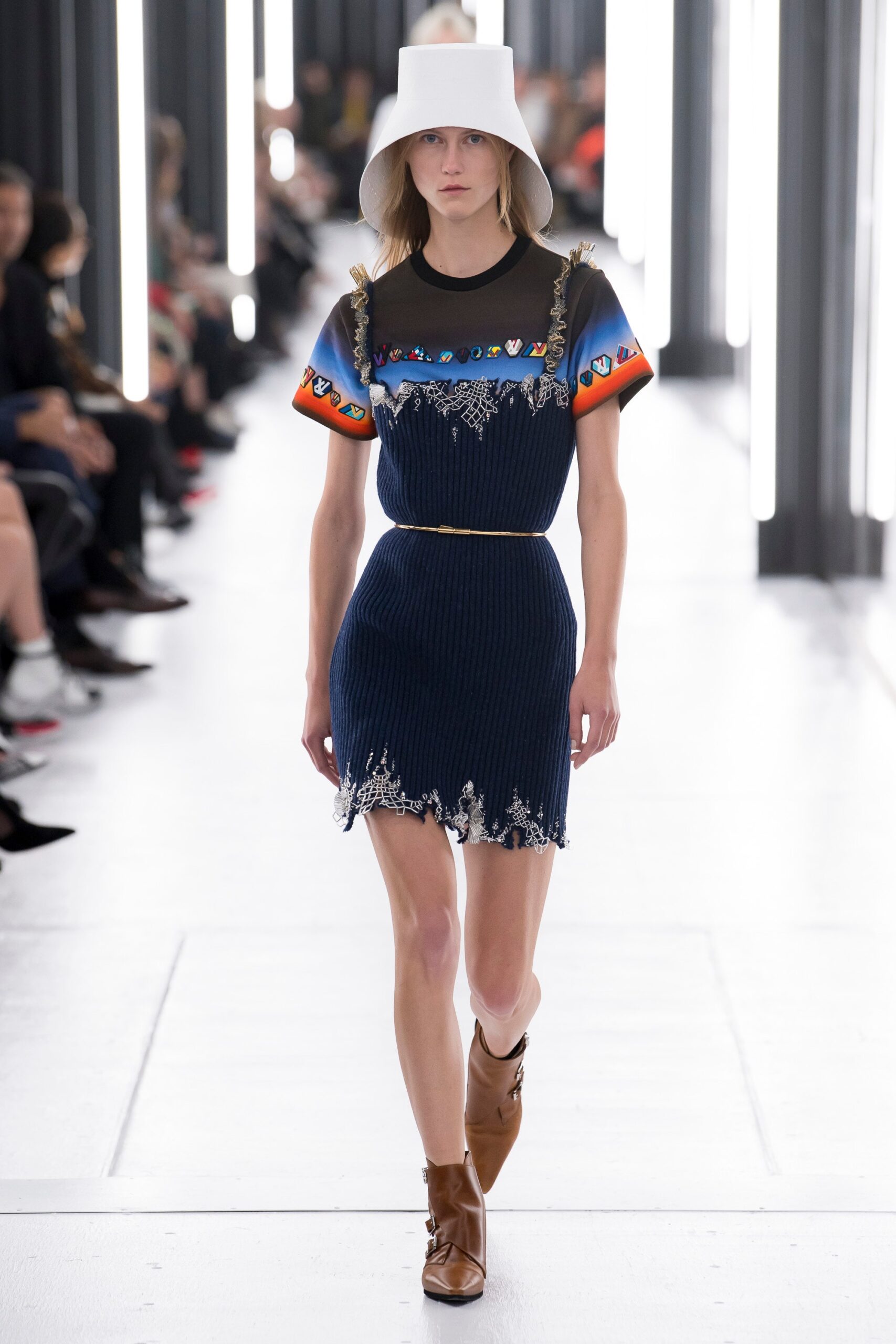 Louis Vuitton S/S 19 Look 34
