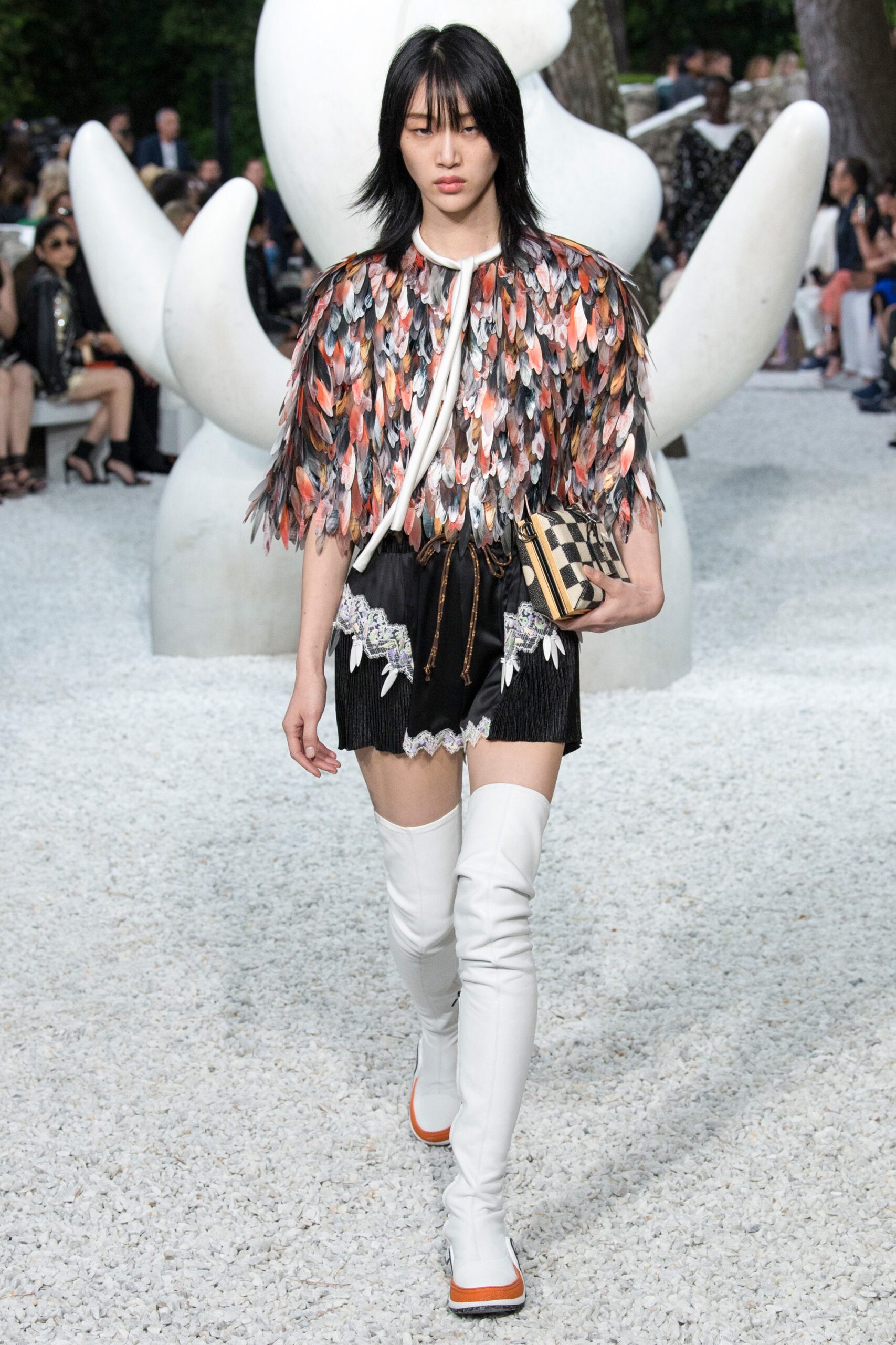 Louis Vuitton Resort 19 Look 44