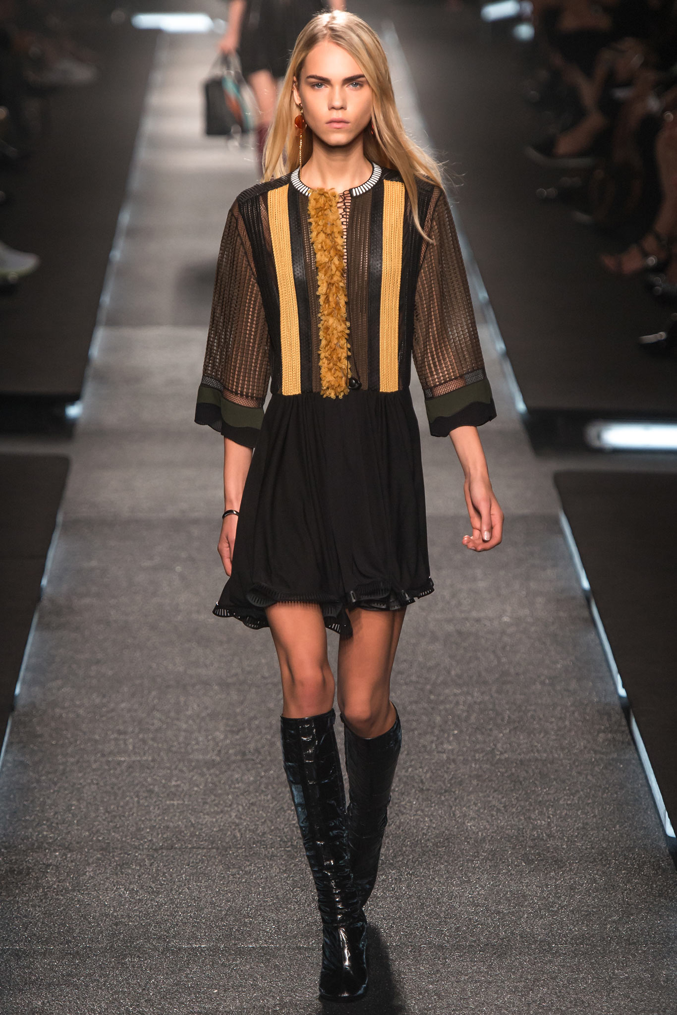 Louis Vuitton S/S 15 Look 24