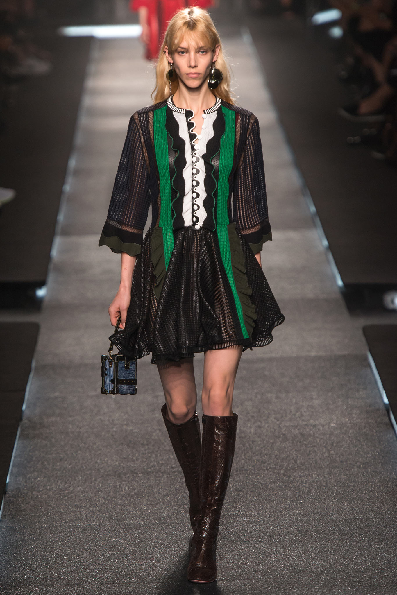 Louis Vuitton S/S 15 Look 27