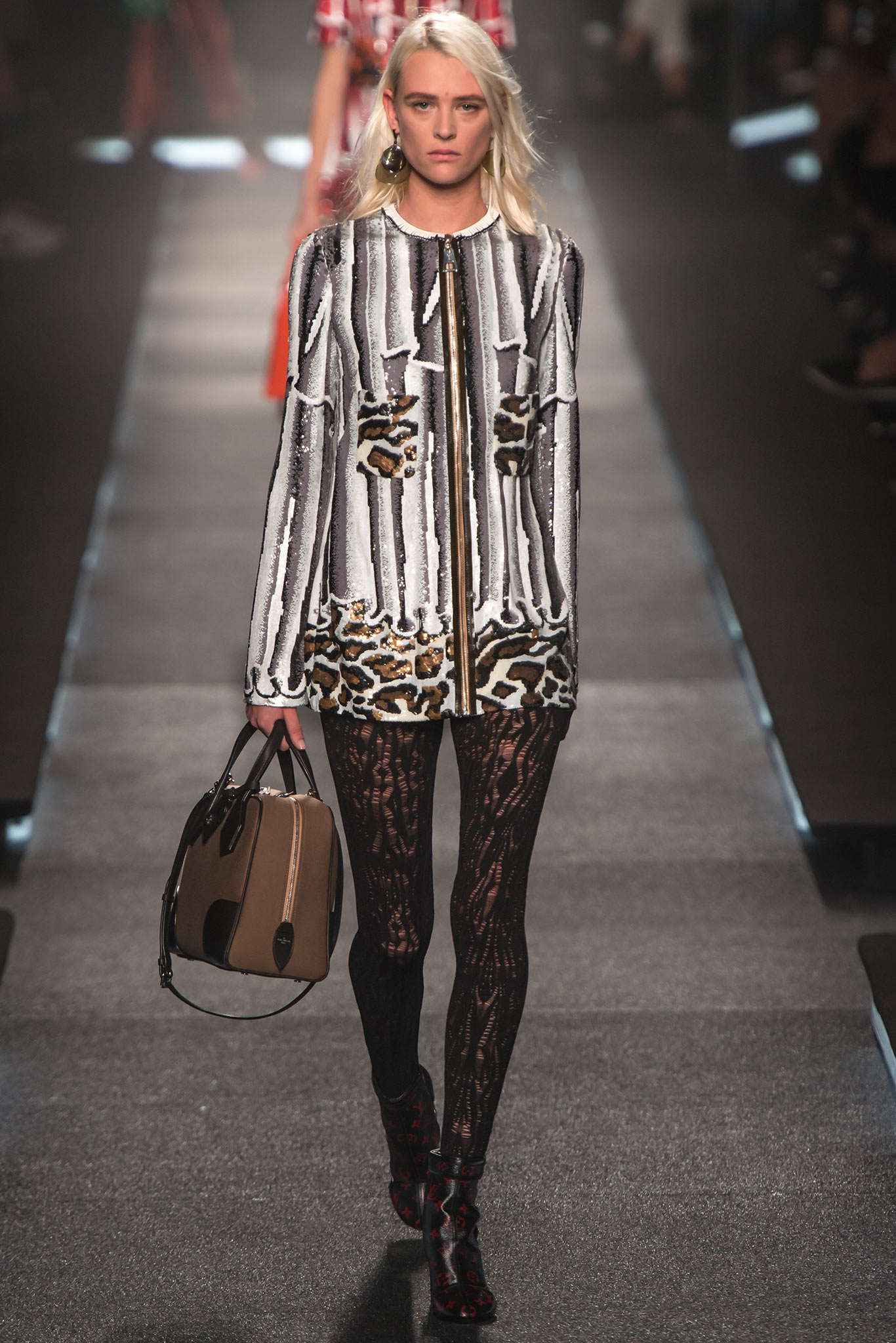Louis Vuitton S/S 15 Look 32