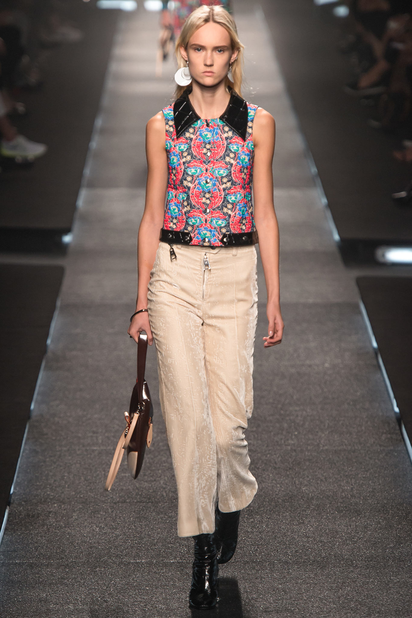 Louis Vuitton S/S 15 Look 37