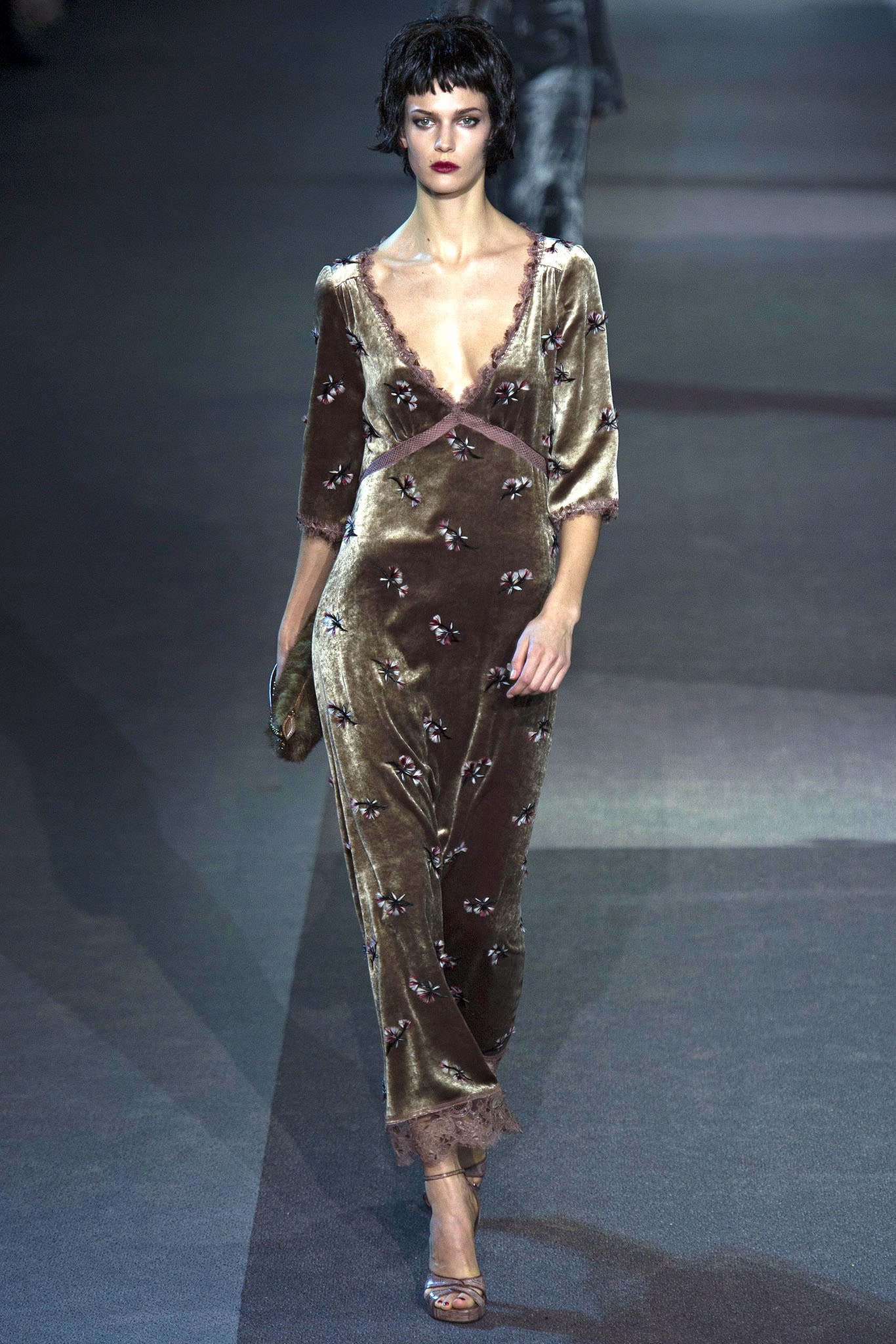 Louis Vuitton F/W 13 Look 16