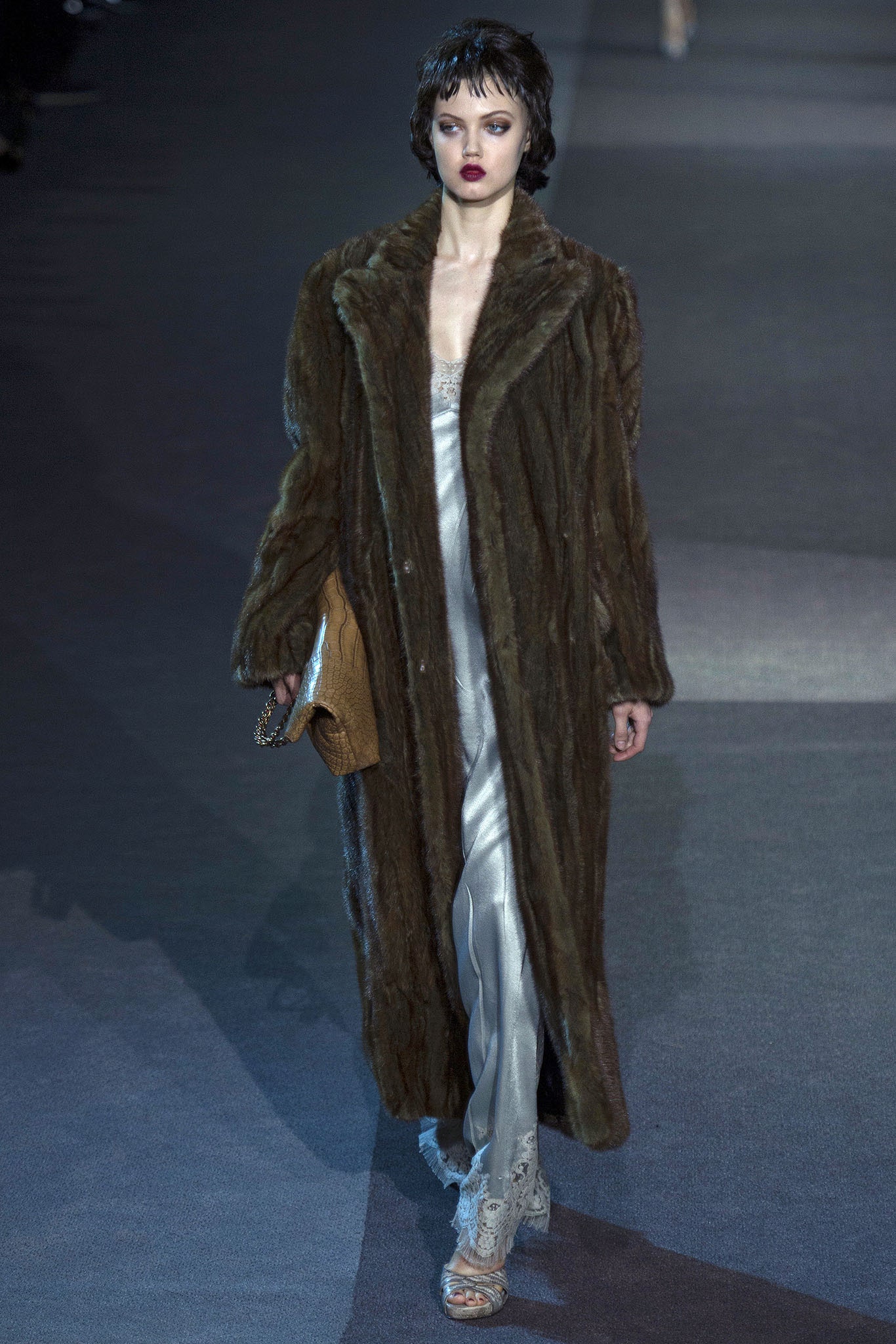 Louis Vuitton F/W 13 Look 18