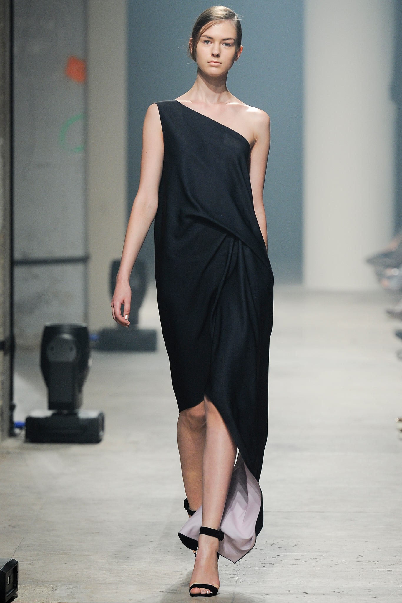 Maison Rabih Kayrouz S/S 14 Look 11