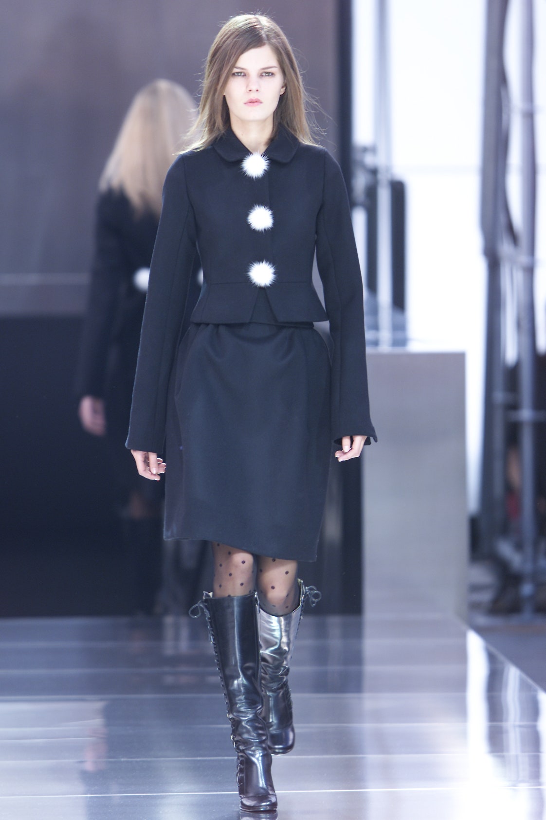 Louis Vuitton F/W 01 Look 3