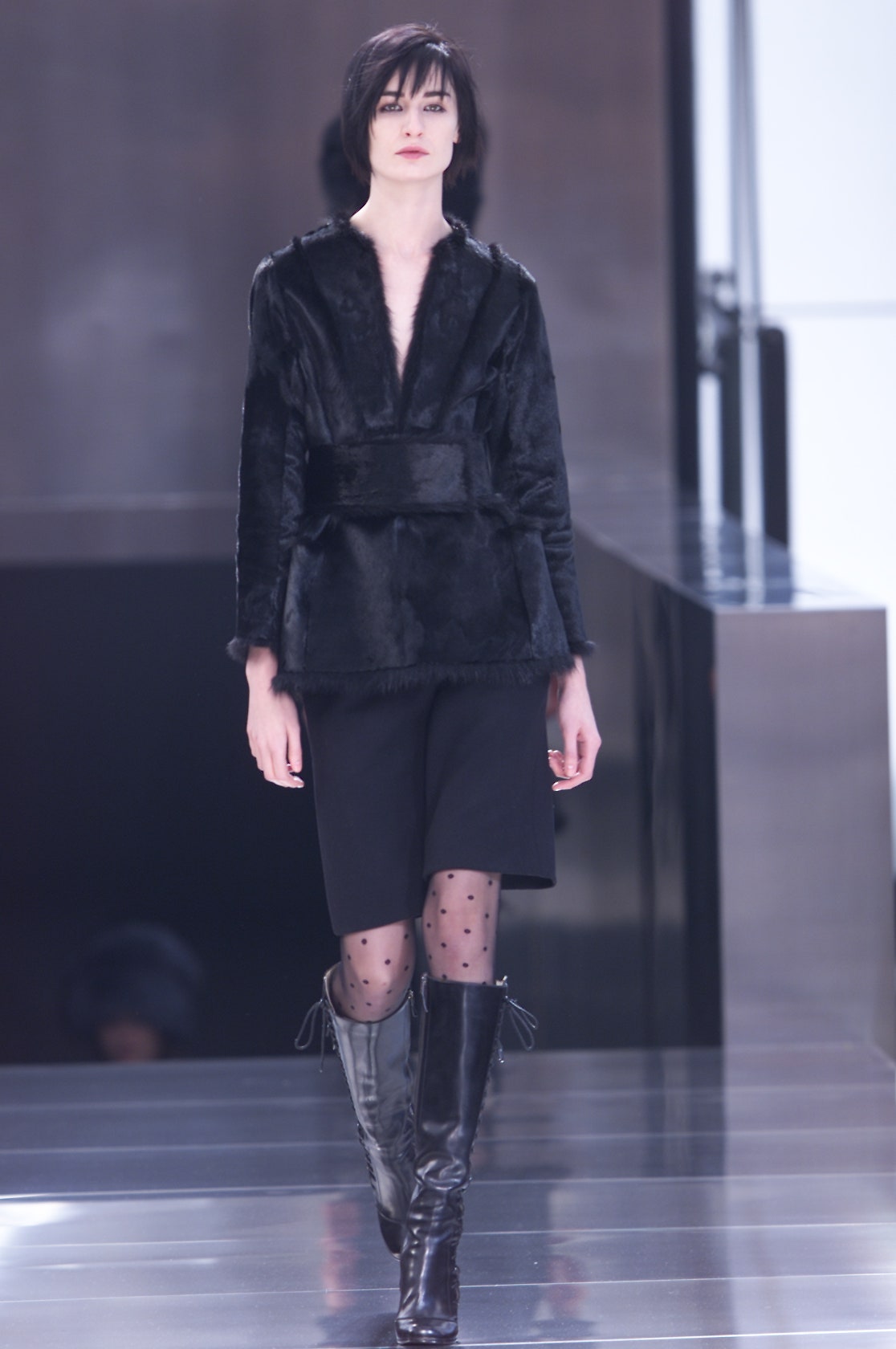 Louis Vuitton F/W 01 Look 12