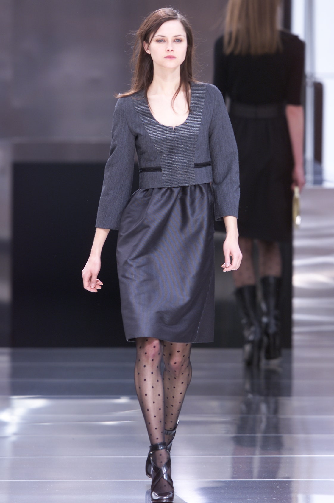 Louis Vuitton F/W 01 Look 41