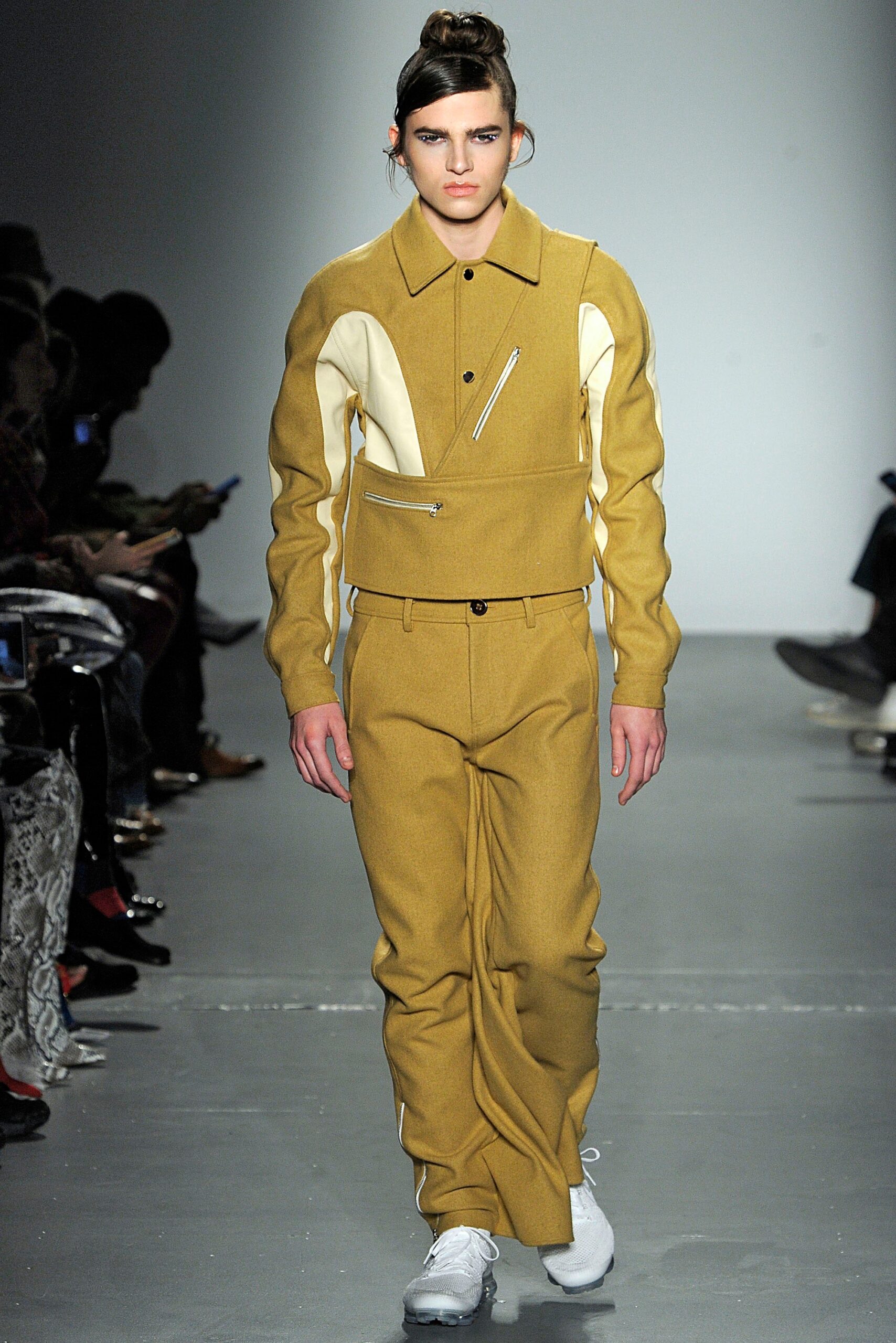 Luar F/W 18 Look 9