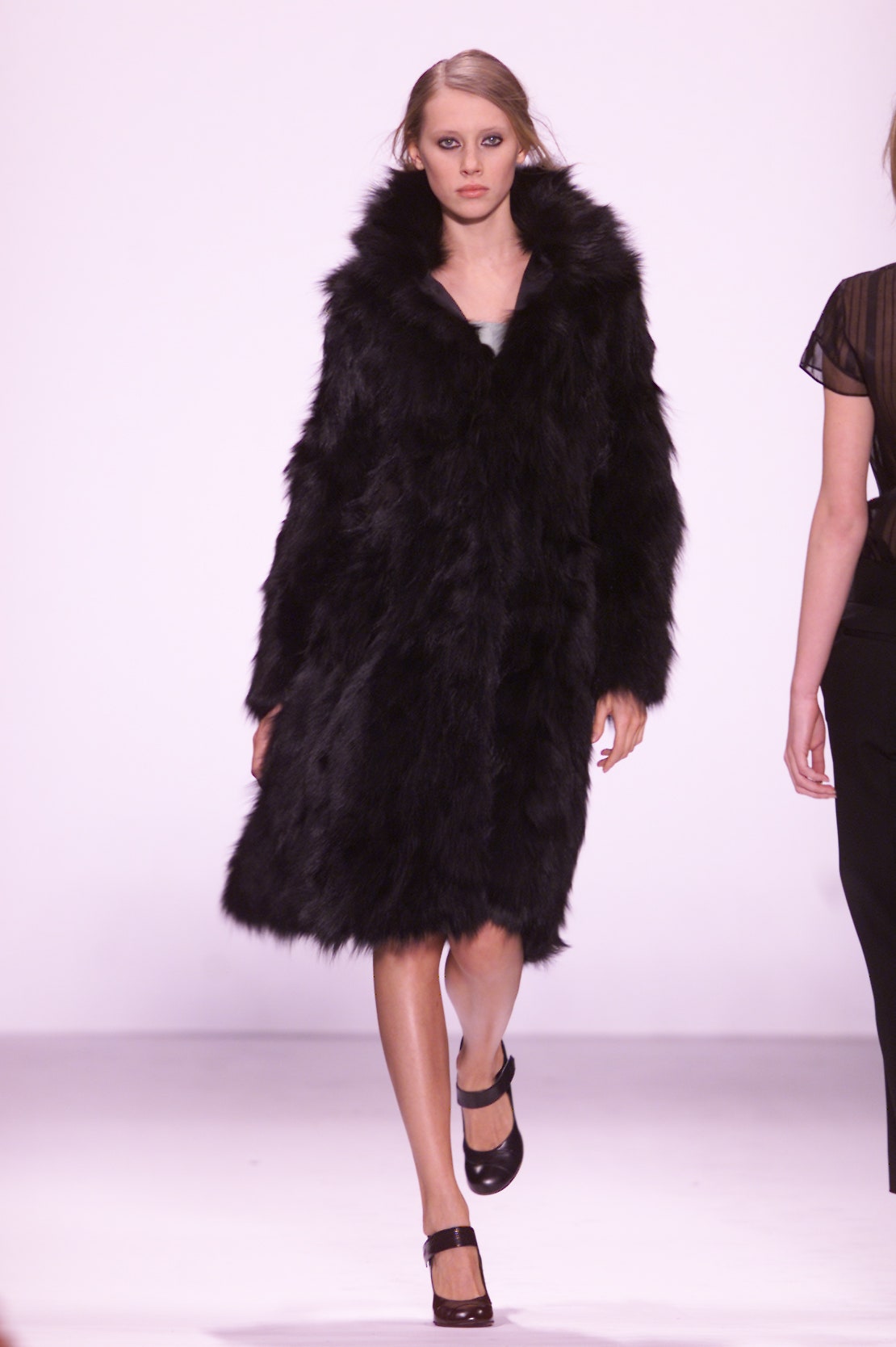 Marc Jacobs F/W 01 Look 35