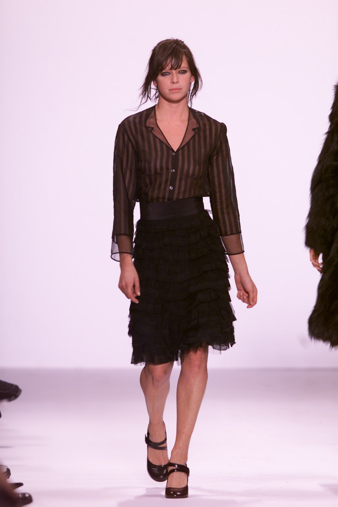 Marc Jacobs F/W 01 Look 37