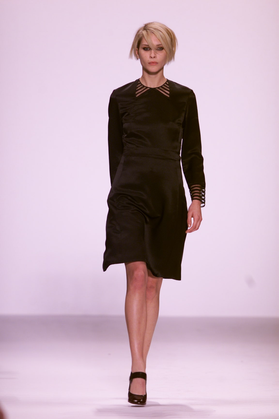 Marc Jacobs F/W 01 Look 38