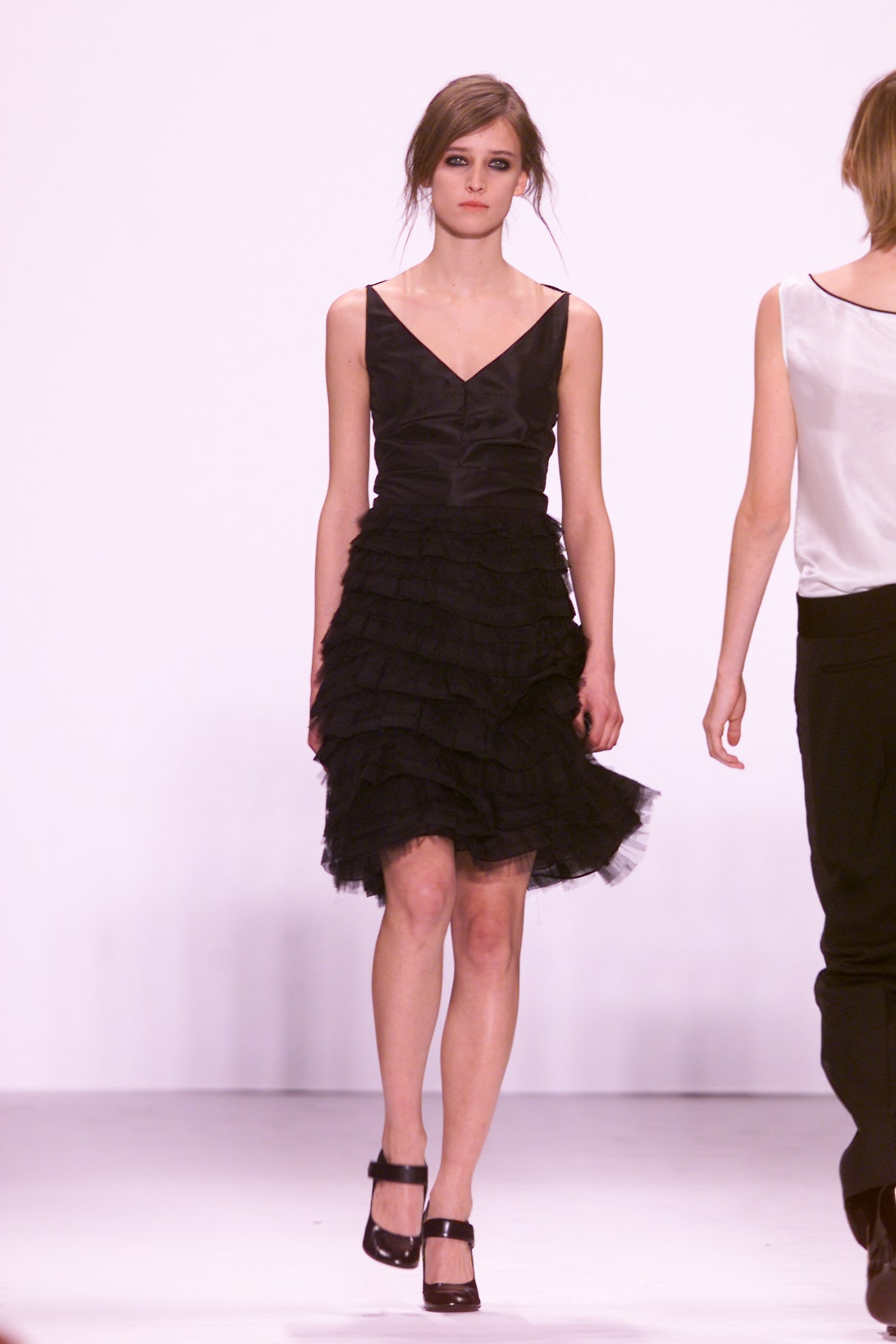 Marc Jacobs F/W 01 Look 41