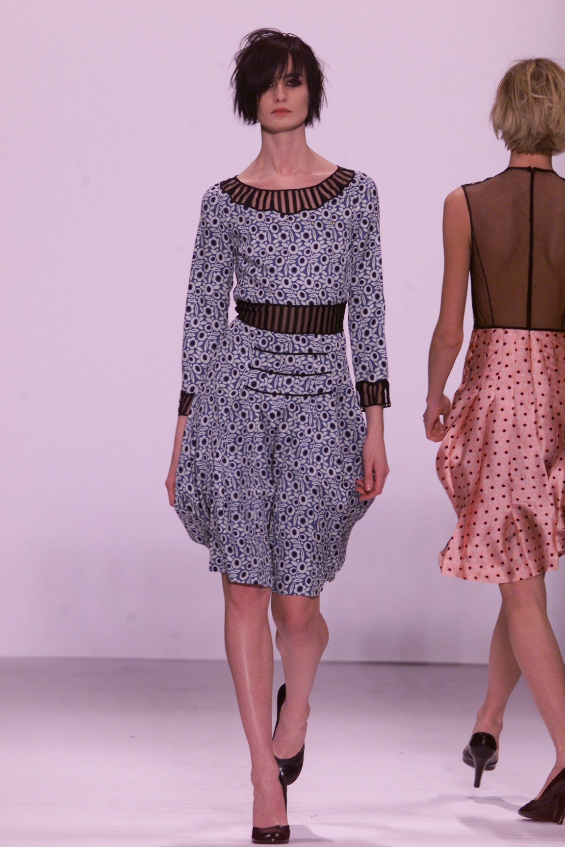 Marc Jacobs F/W 01 Look 46