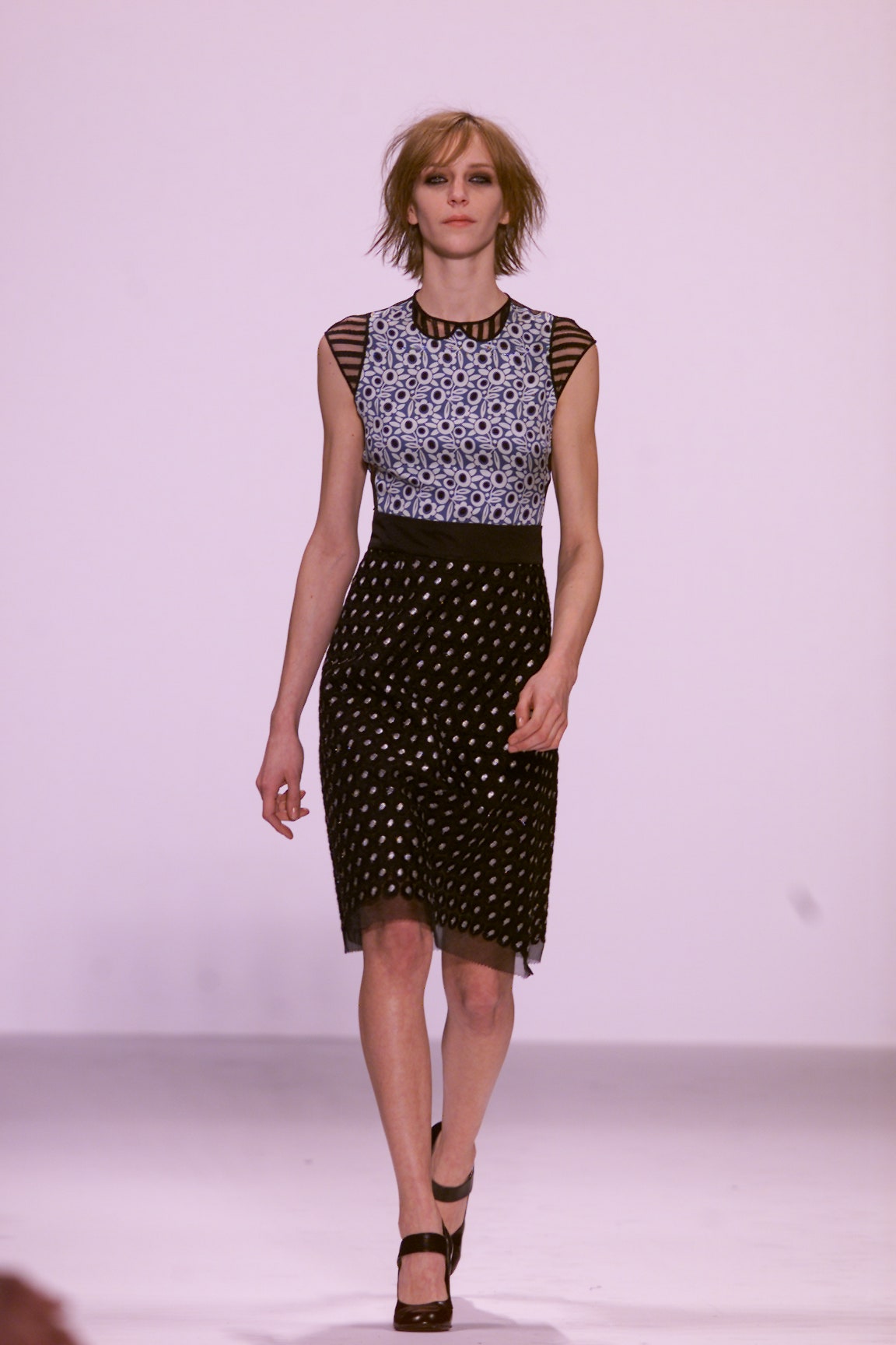 Marc Jacobs F/W 01 Look 48