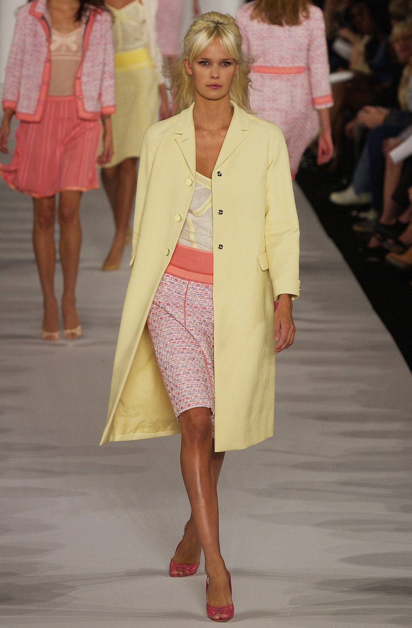 Marc Jacobs S/S 03 Look 32