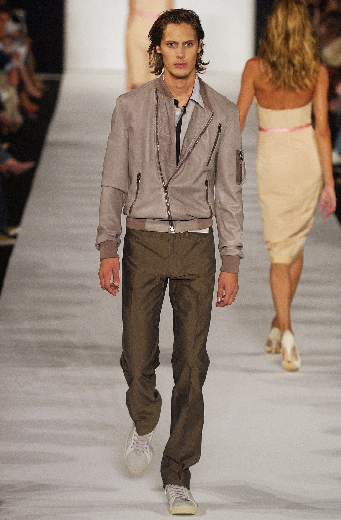 Marc Jacobs S/S 03 Look 49