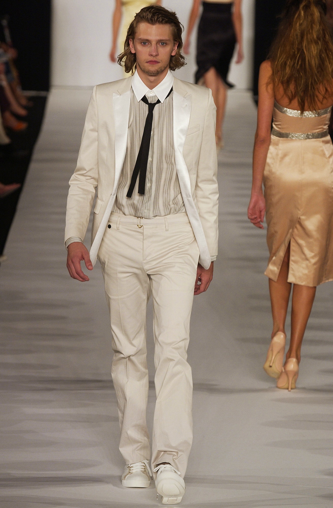 Marc Jacobs S/S 03 Look 63