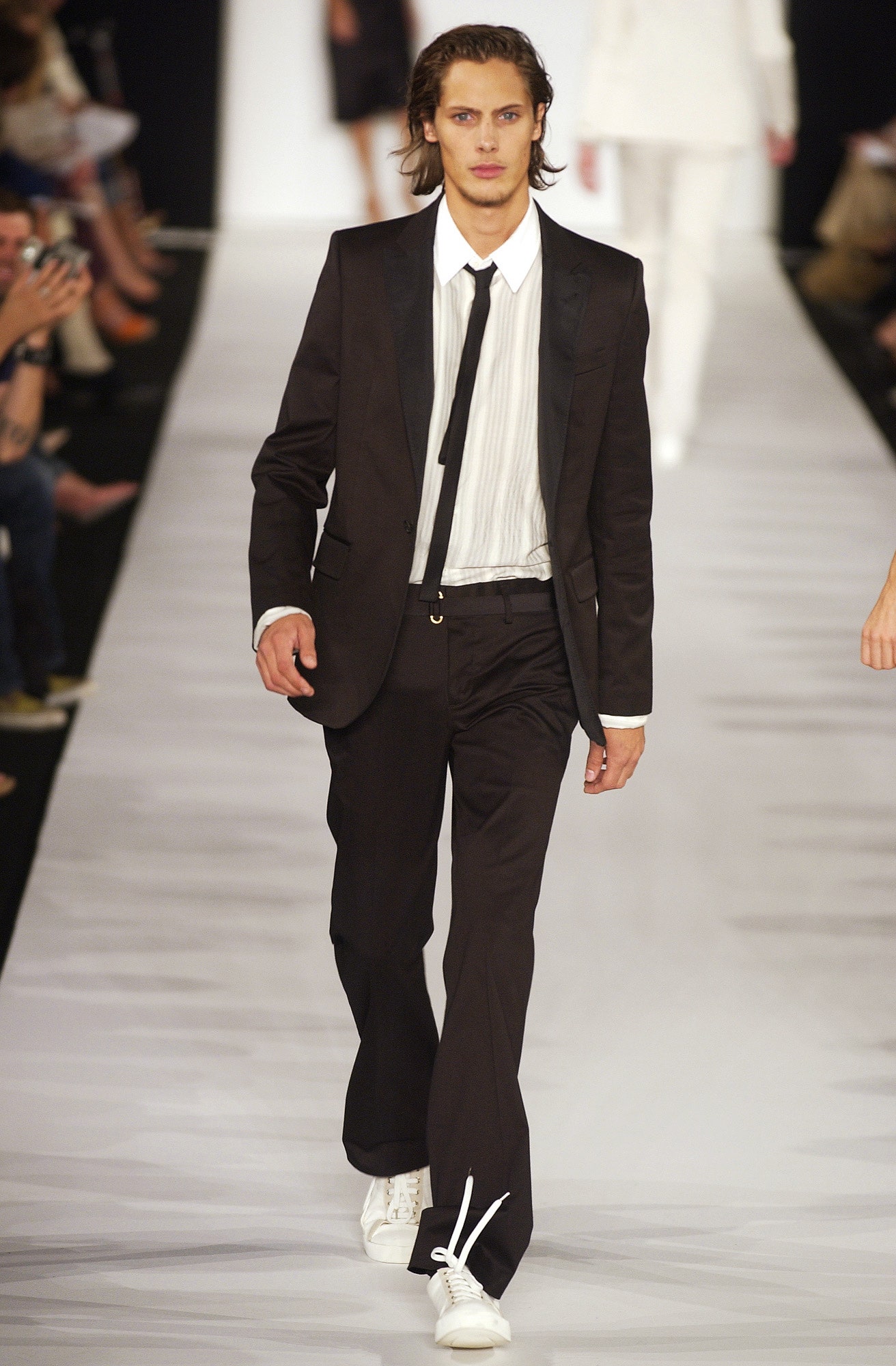 Marc Jacobs S/S 03 Look 65