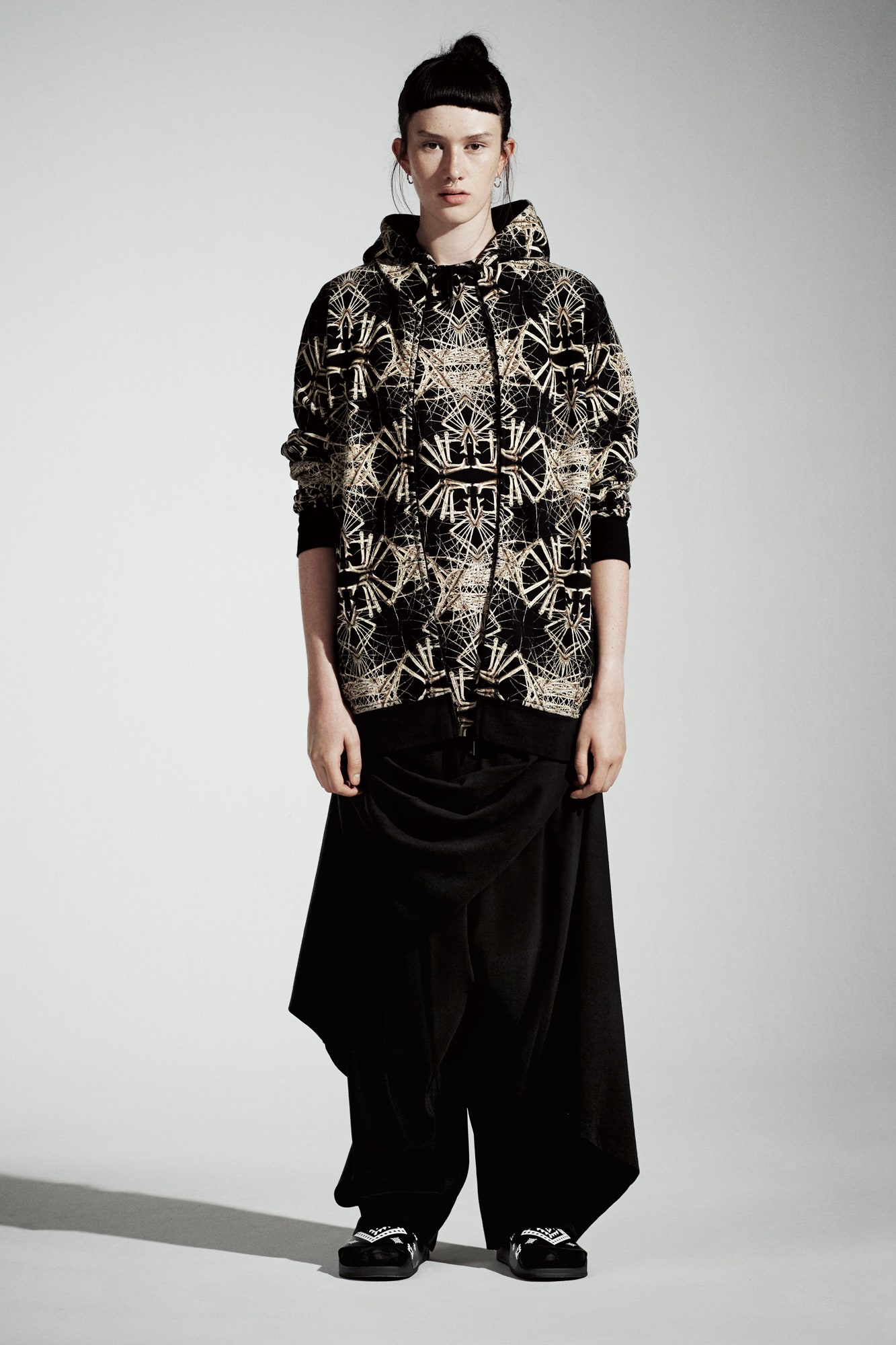 Marcelo Burlon County of Milan S/S 16 Look 8