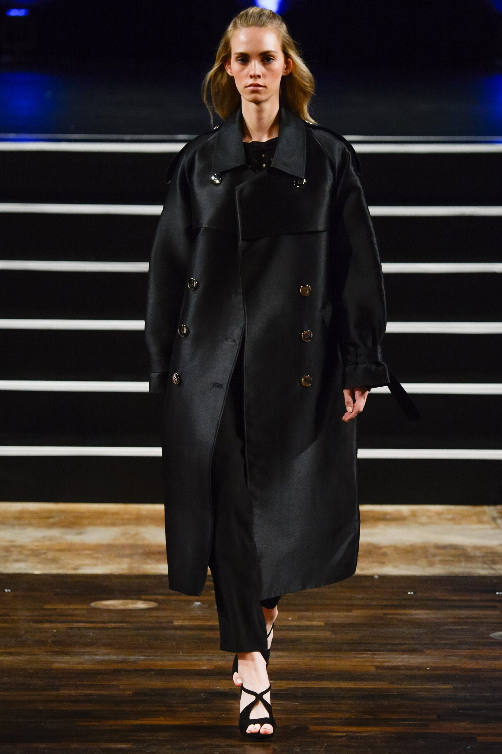 Marcel Ostertag Berlin S/S 17 Look 32