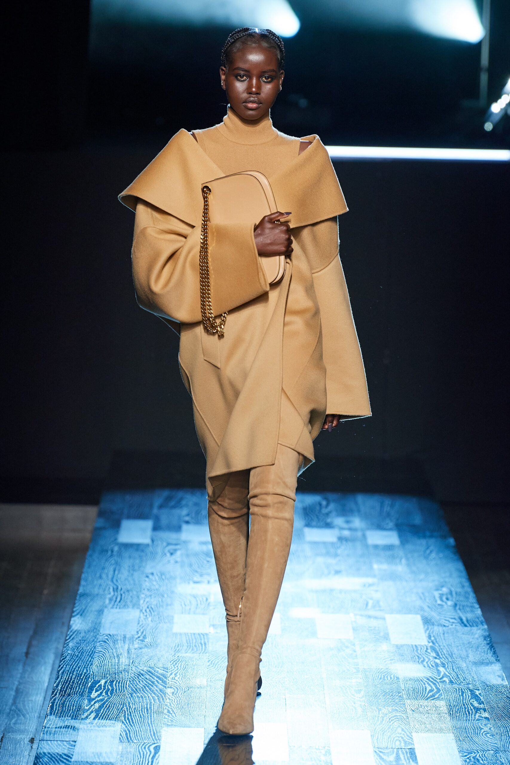 Michael Kors Collection F/W 22 Look 1