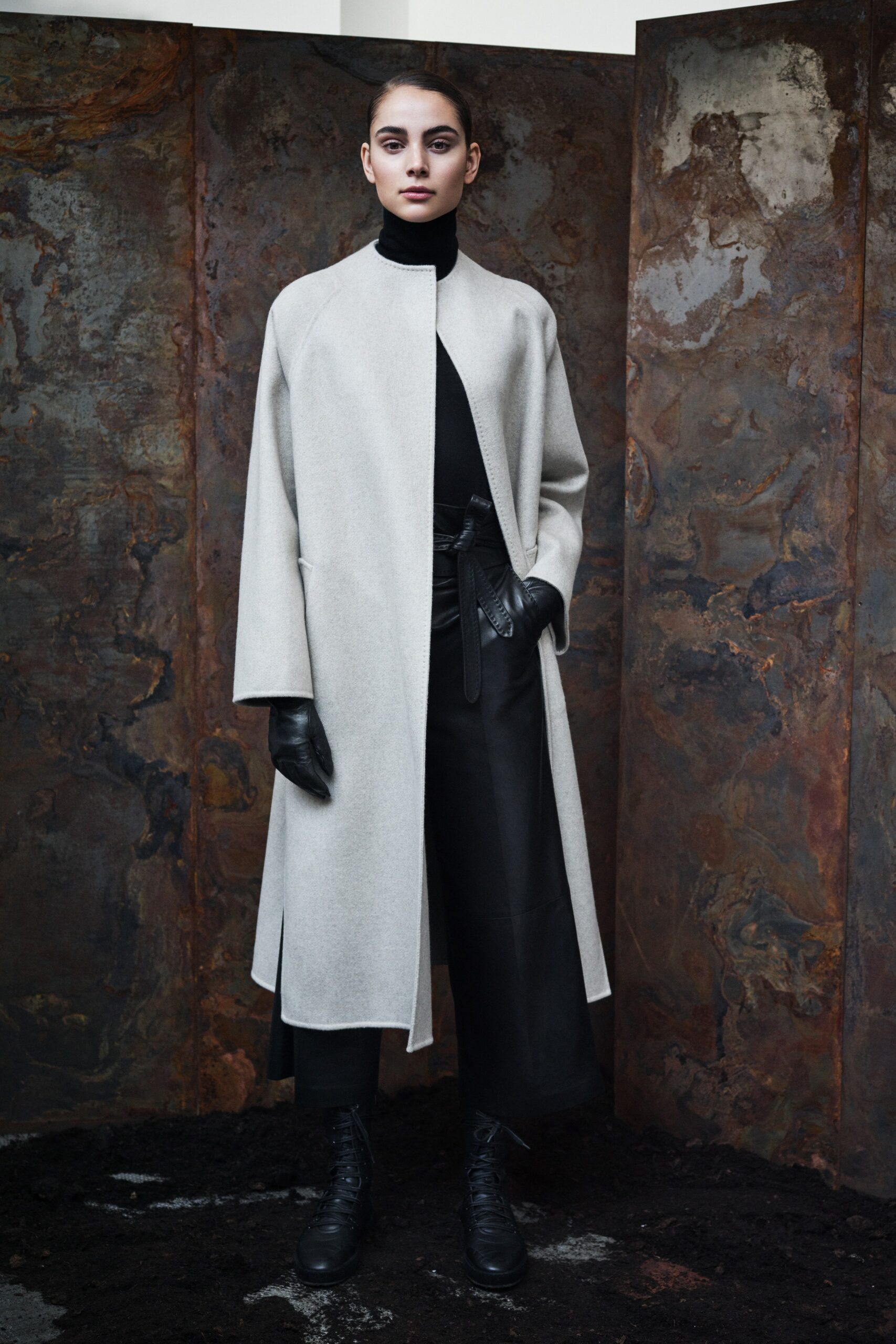 Max Mara Atelier F/W 20 Look 1